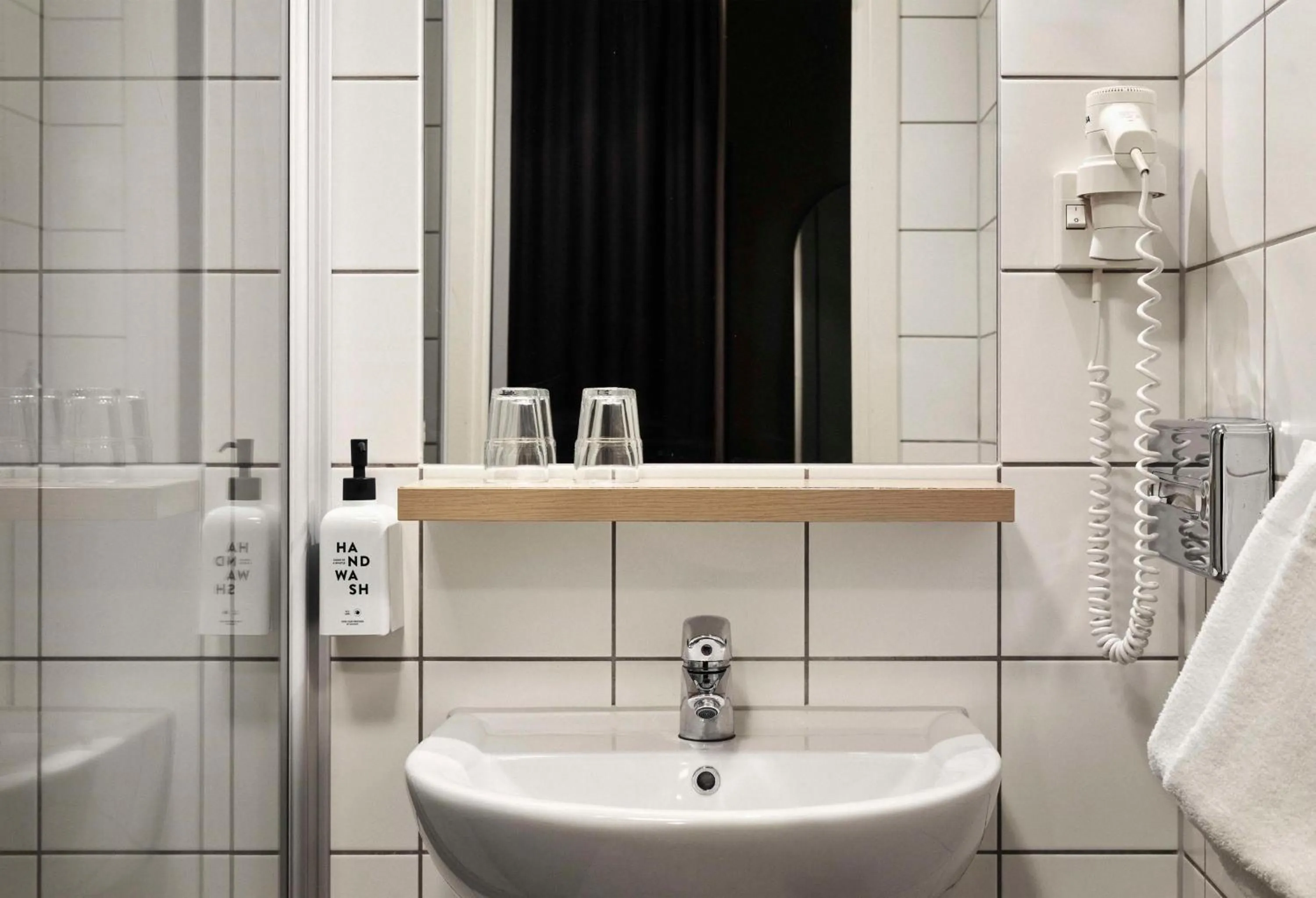 Bathroom in Scandic Visby