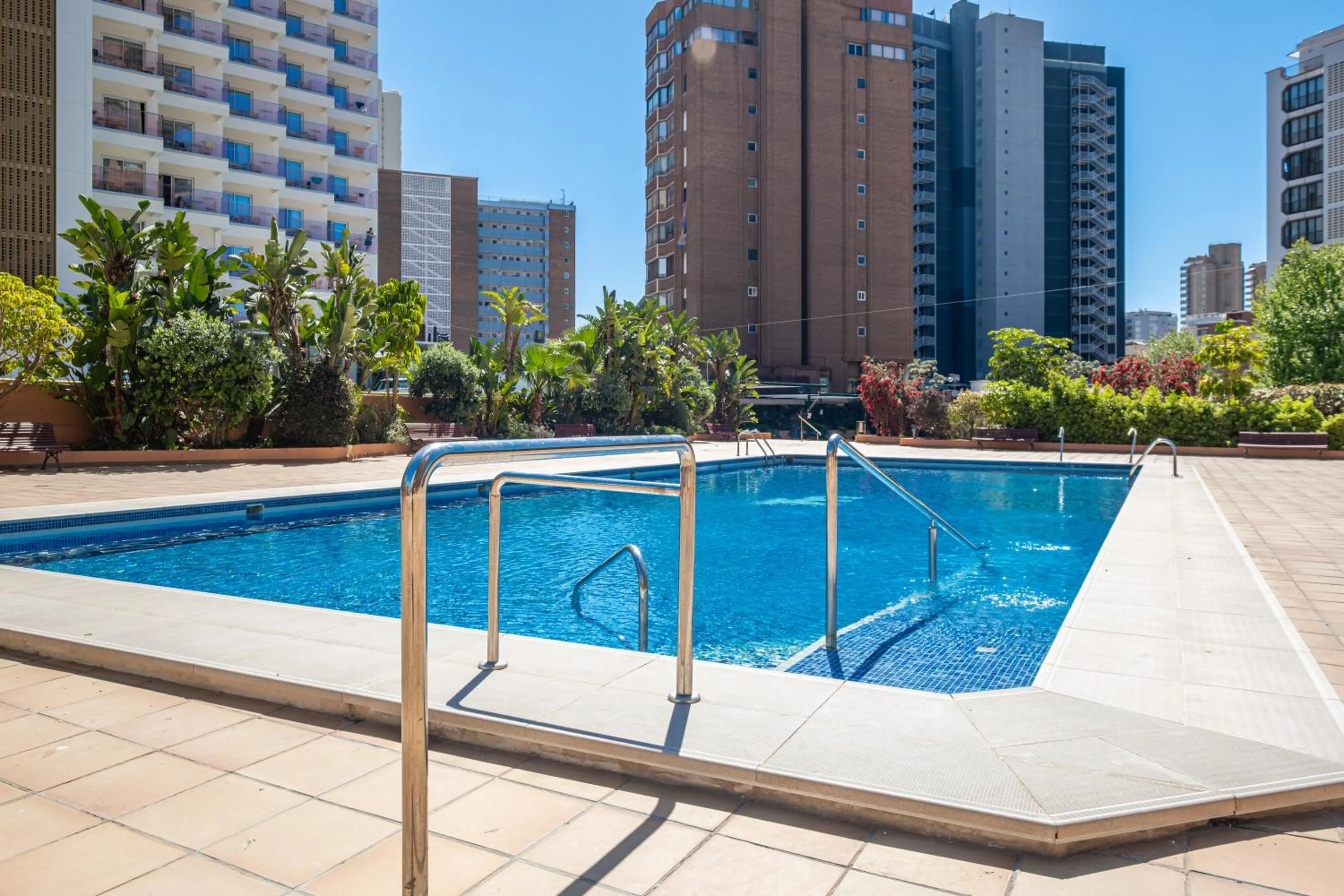 Day in Torre Mar 20-F Apartment Levante Beach
