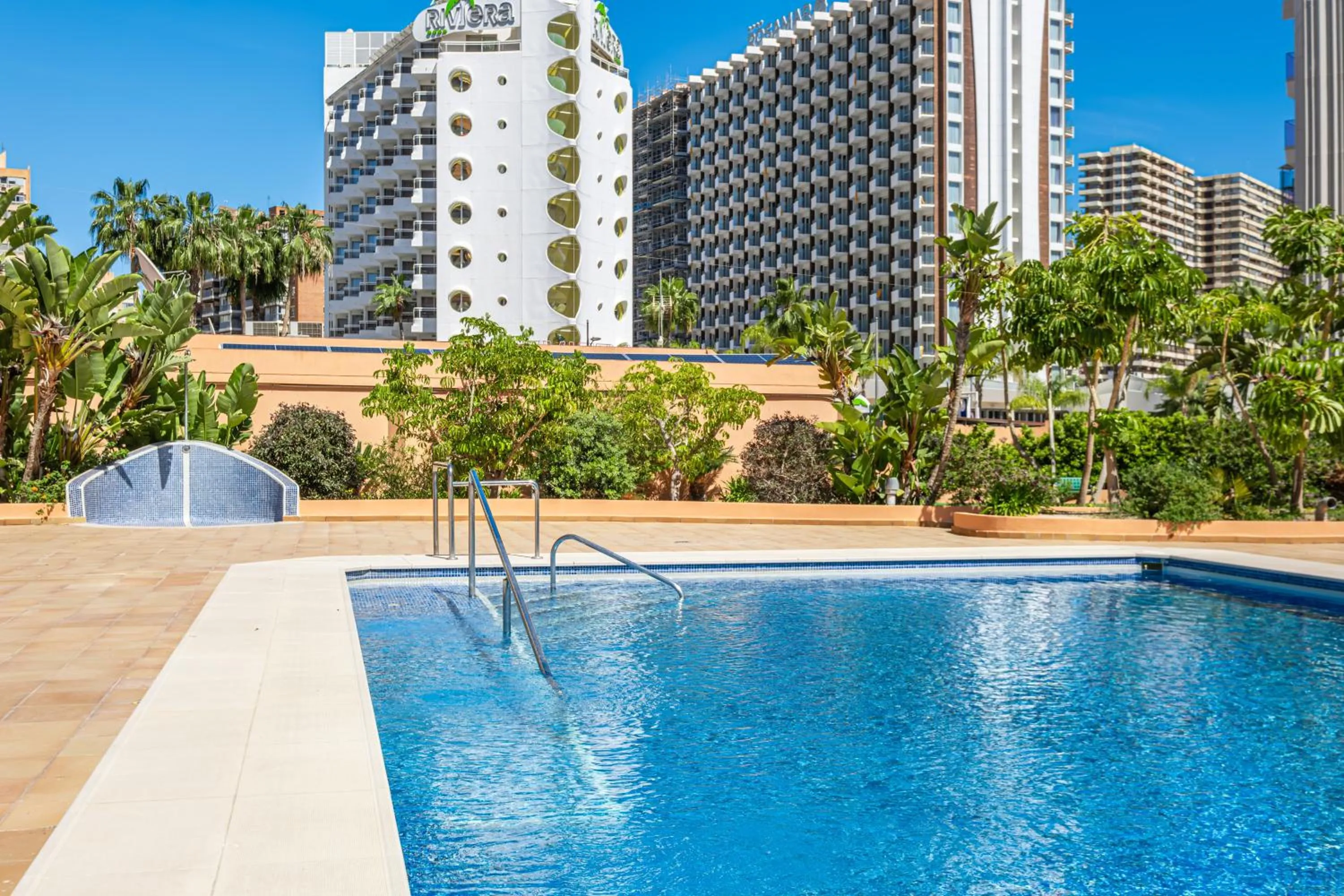 Day in Torre Mar 20-F Apartment Levante Beach