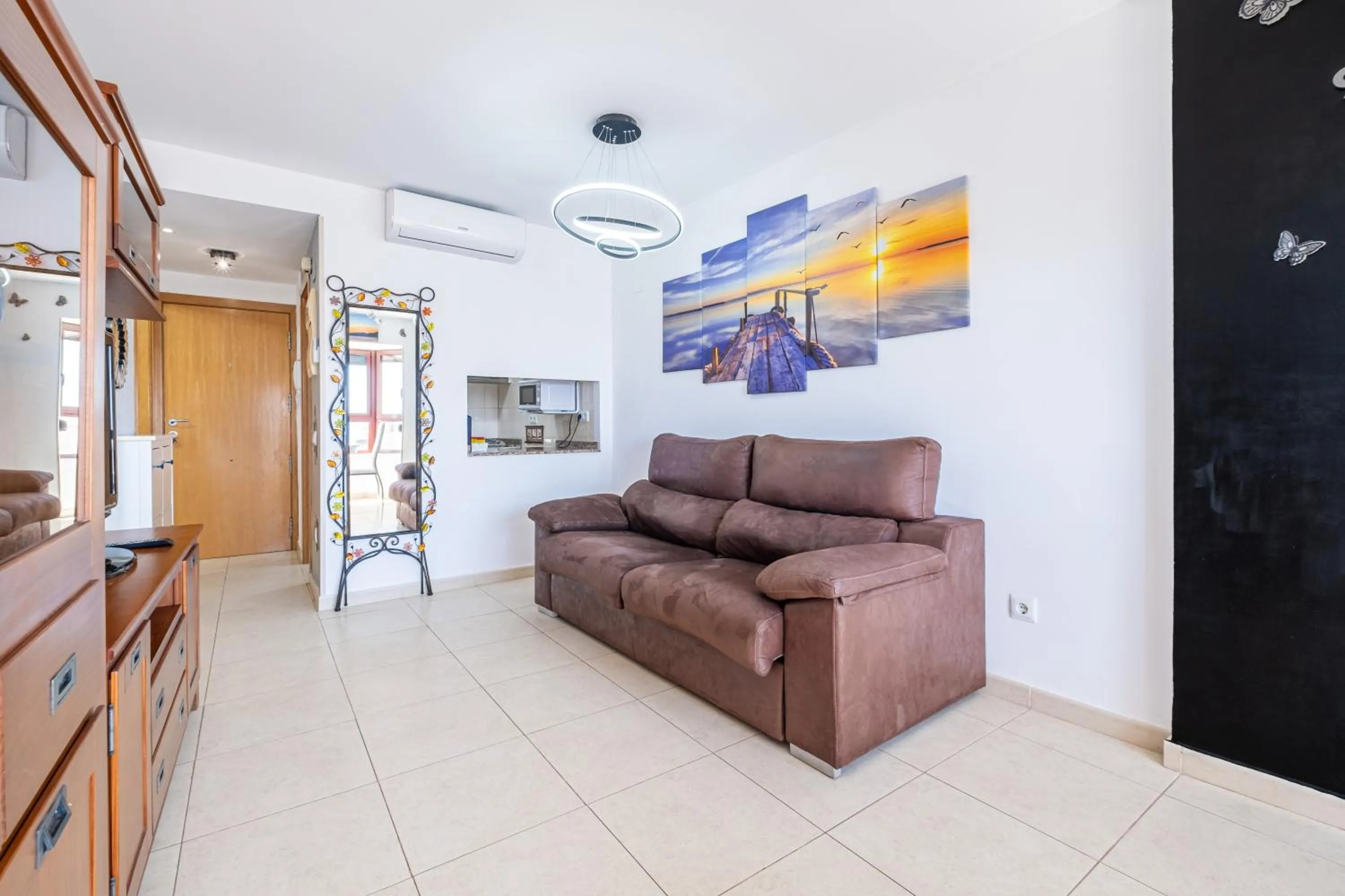 Kitchen or kitchenette in Torre Mar 20-F Apartment Levante Beach