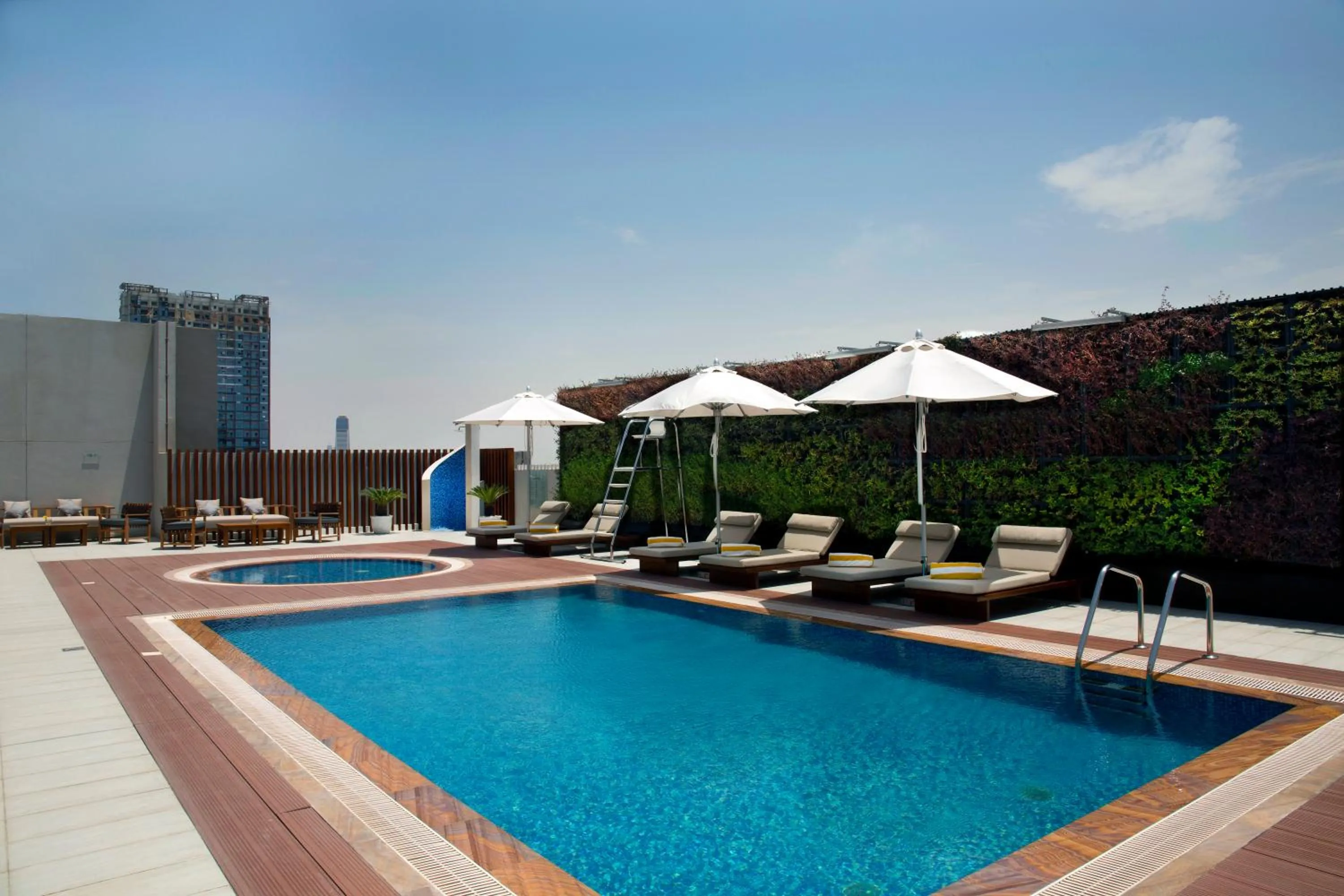 Swimming pool in Grayton Hotel by Blazon Hotels