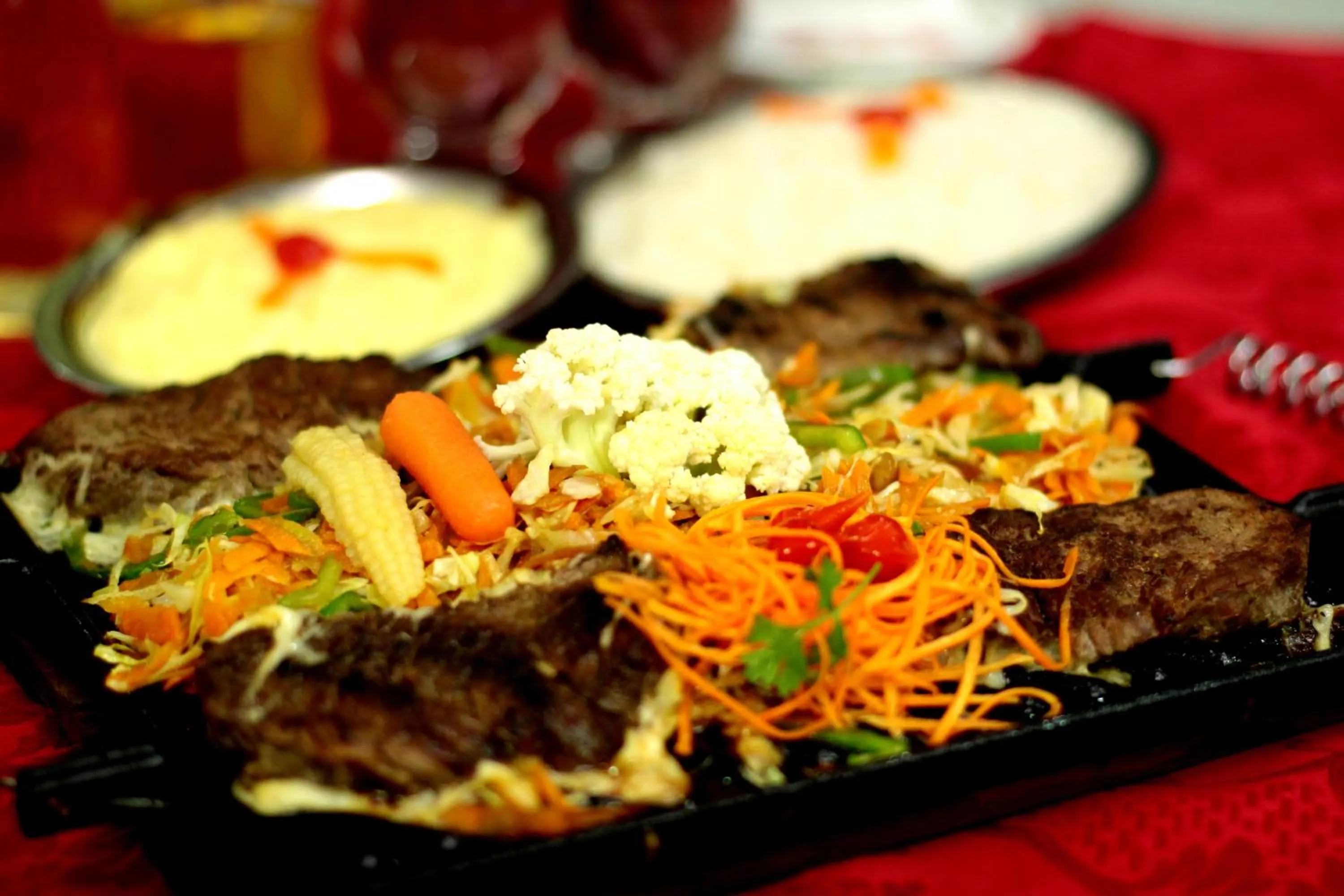 Restaurant/places to eat in Hotel Tauari