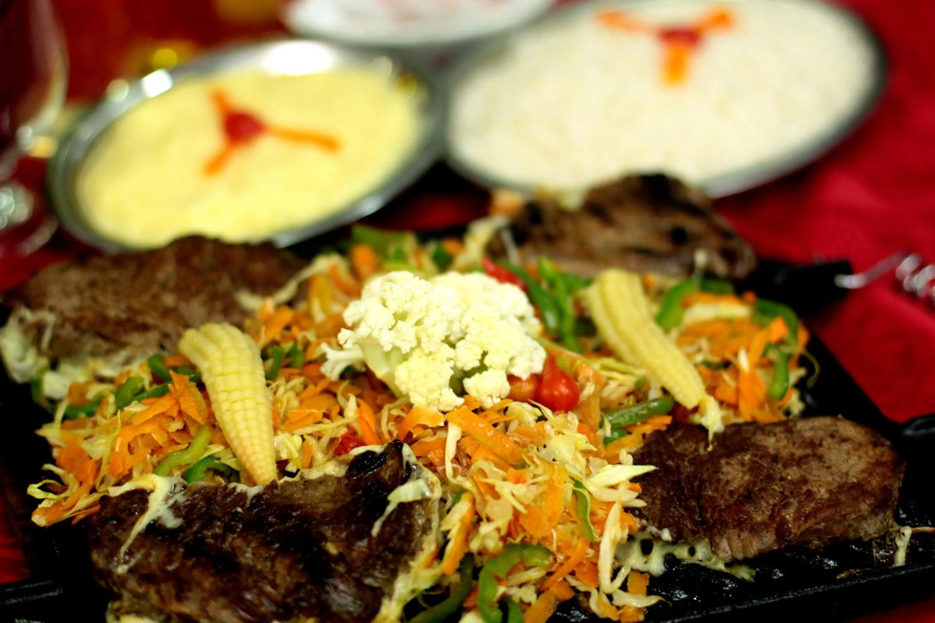 Restaurant/places to eat in Hotel Tauari