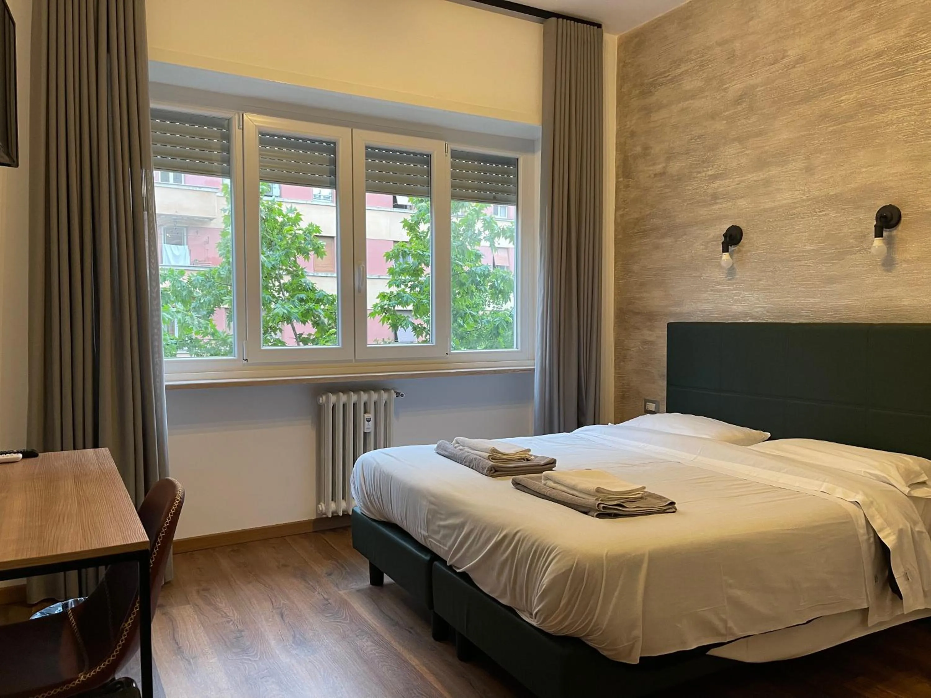 Bedroom, Bed in Luciano Licia Guest House