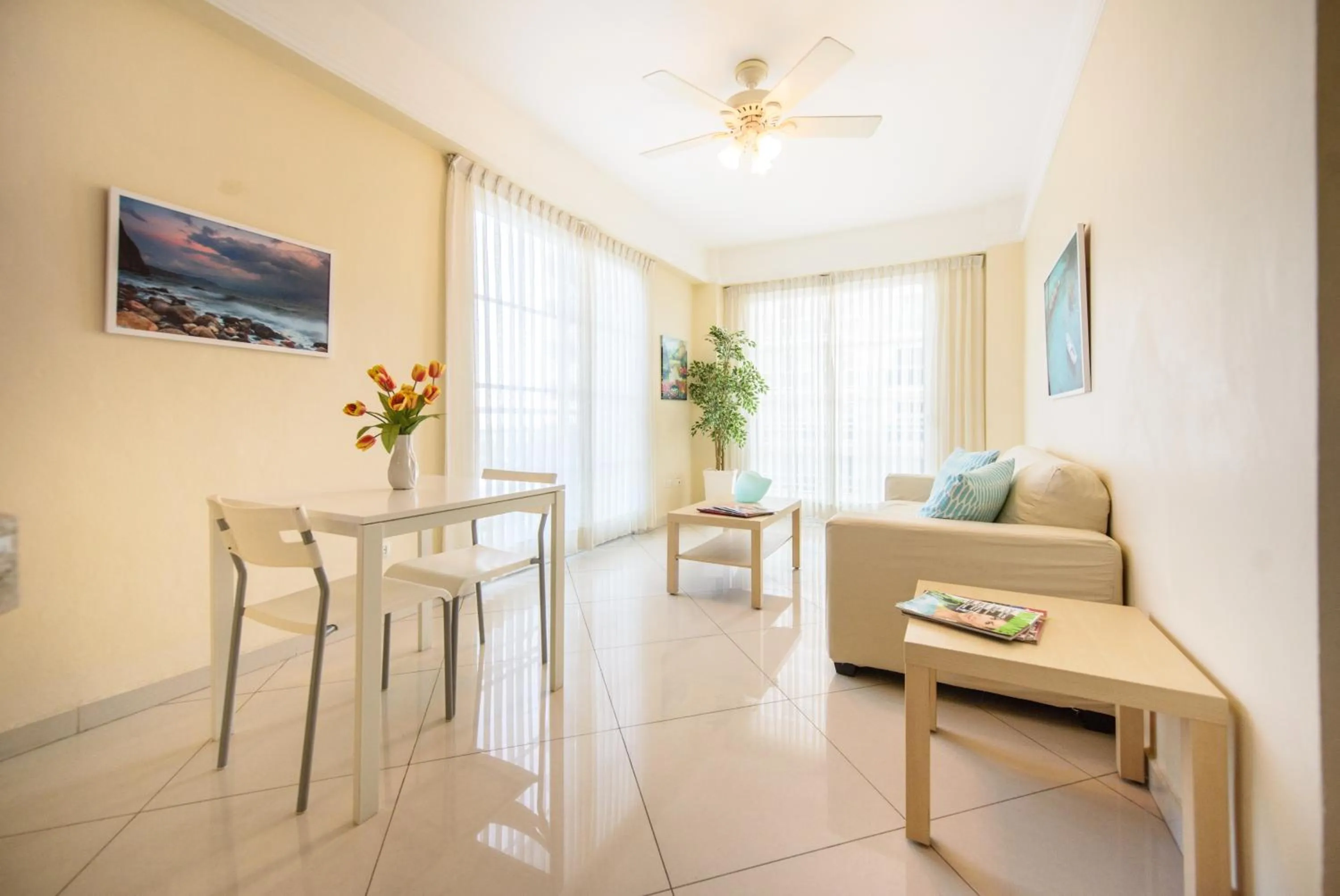 Living room in Hotel Shakey