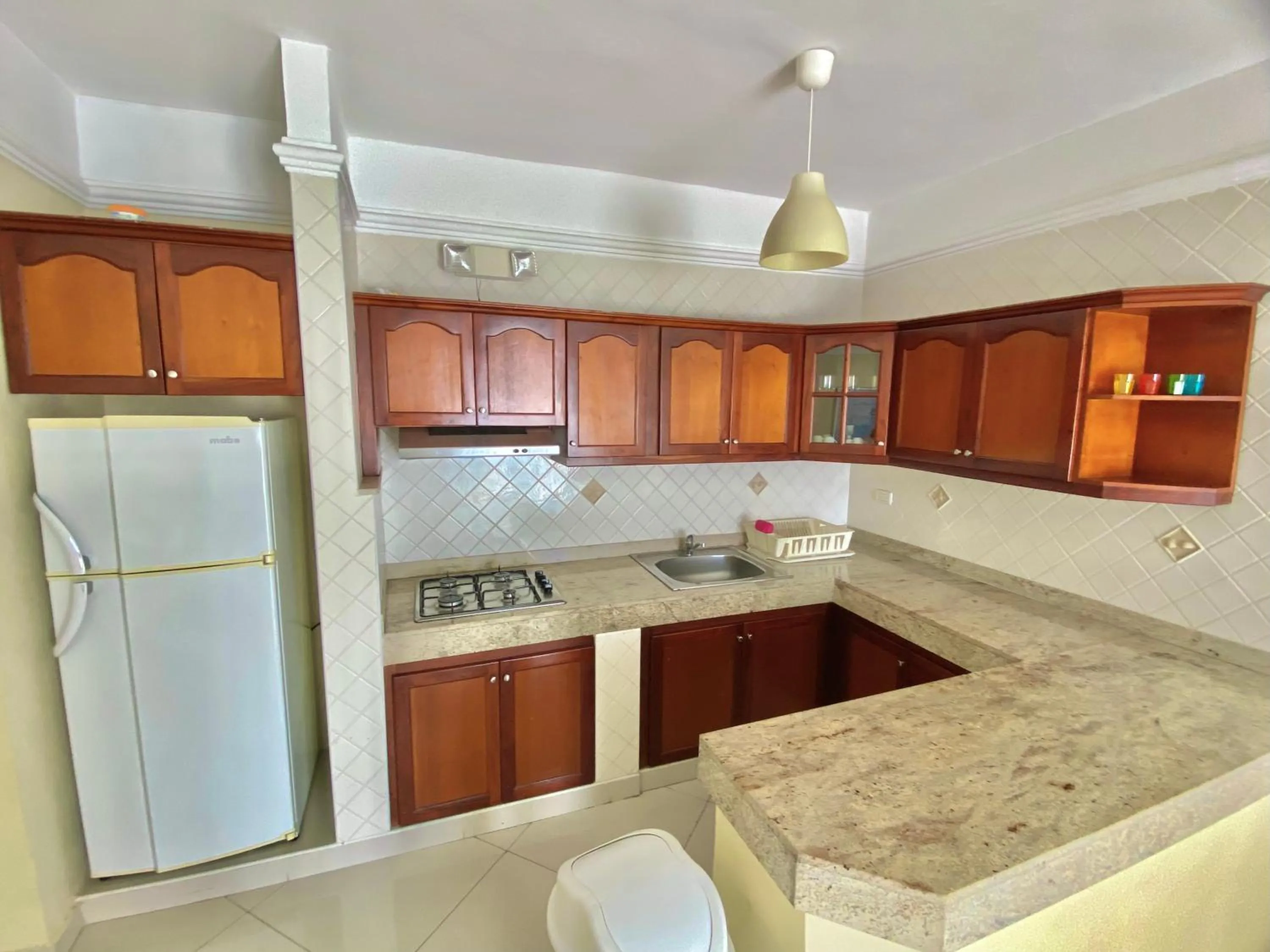 Kitchen or kitchenette in Hotel Shakey