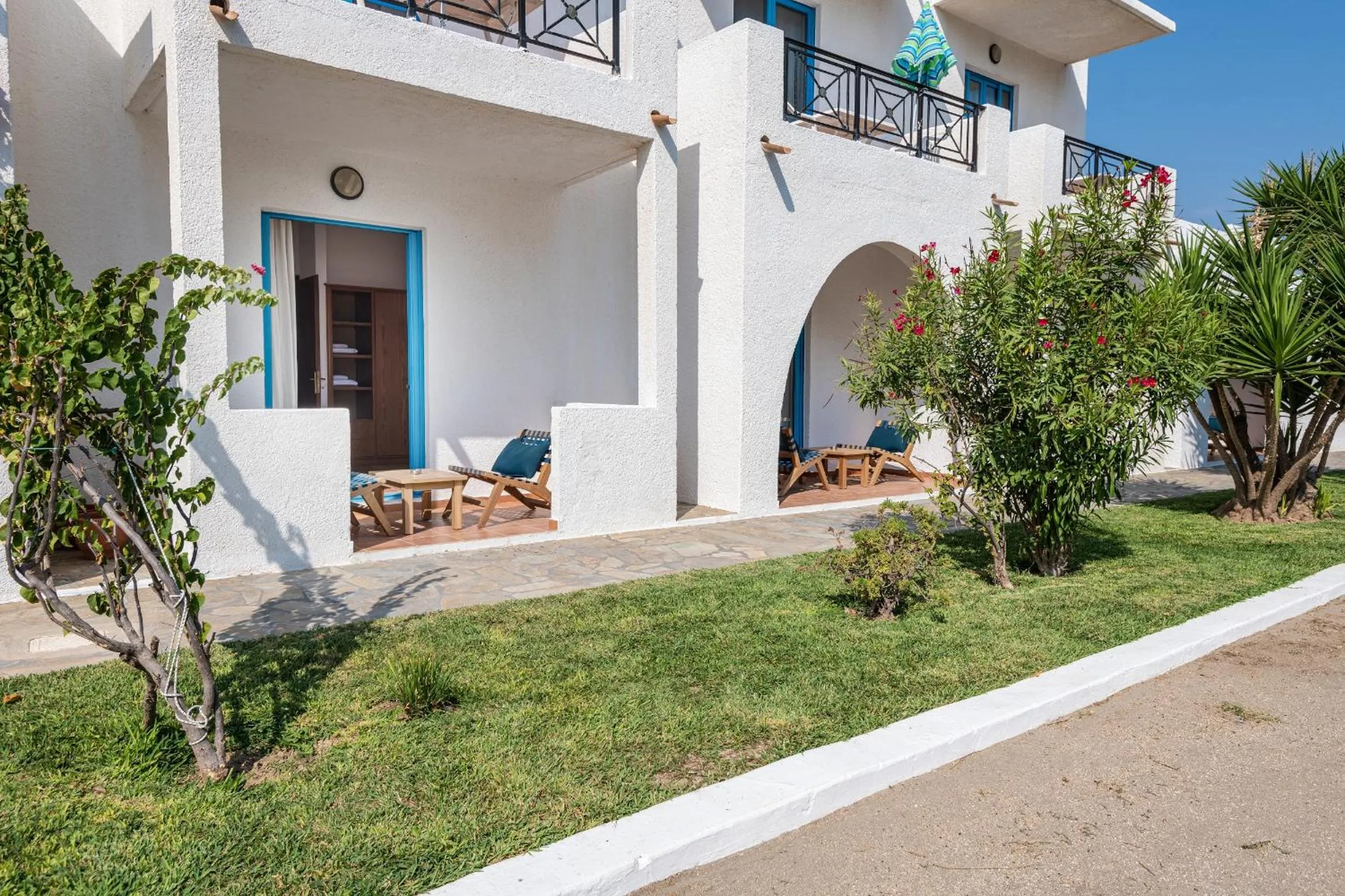 Property building in Olympia Mare