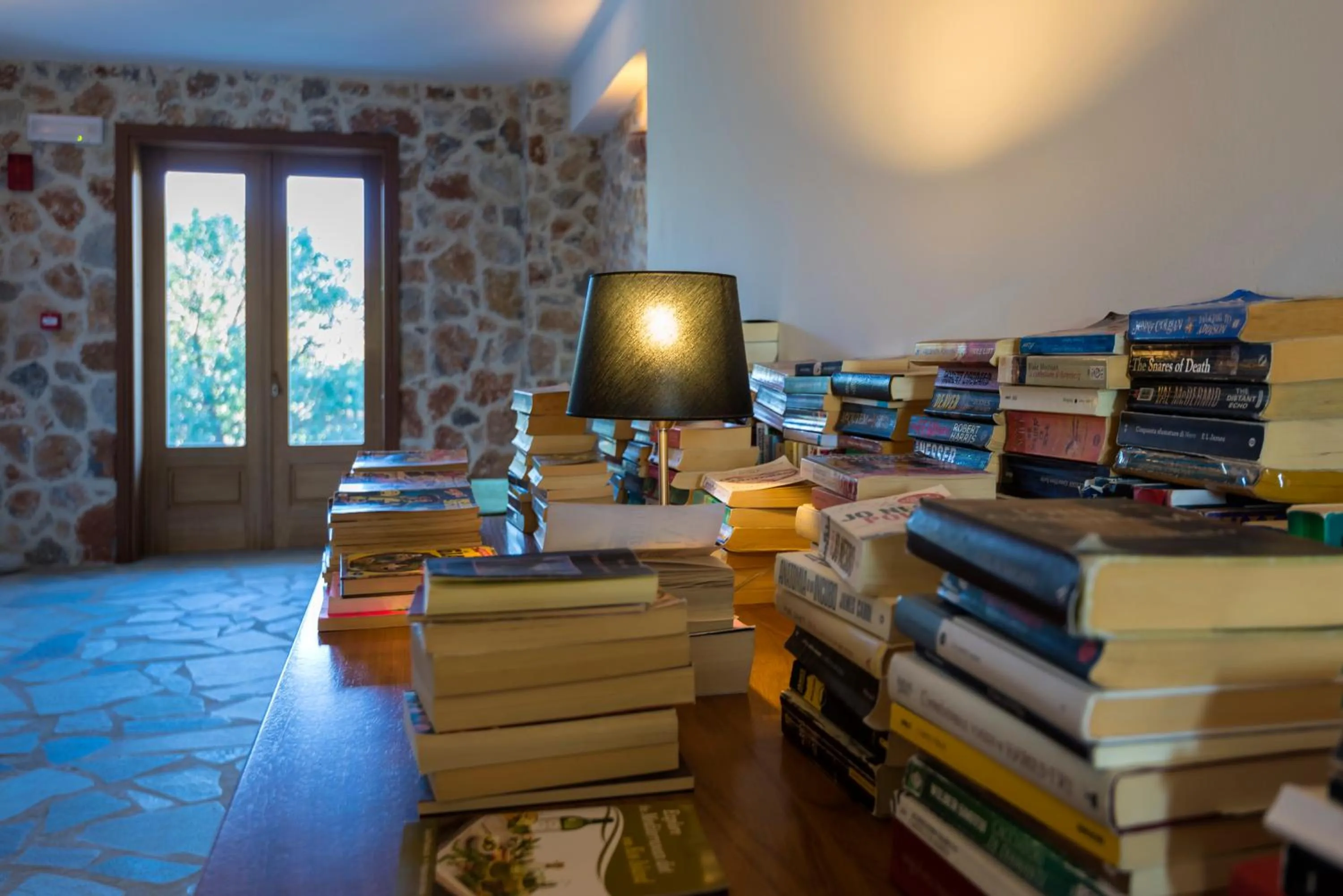 Library in Olympia Mare