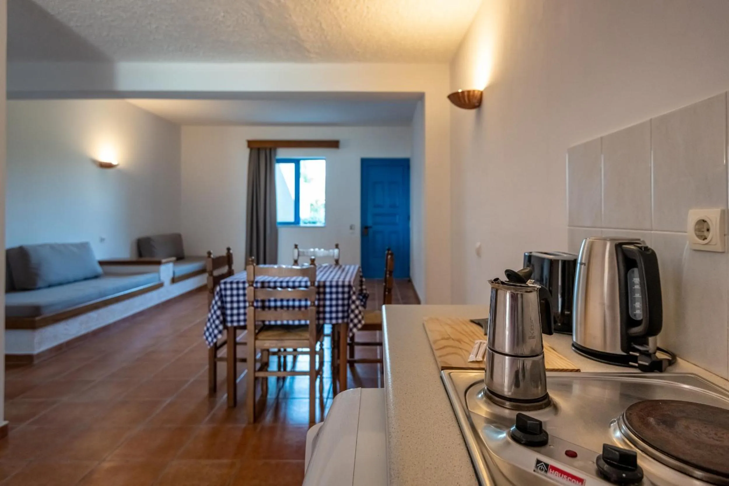 Coffee/tea facilities in Olympia Mare