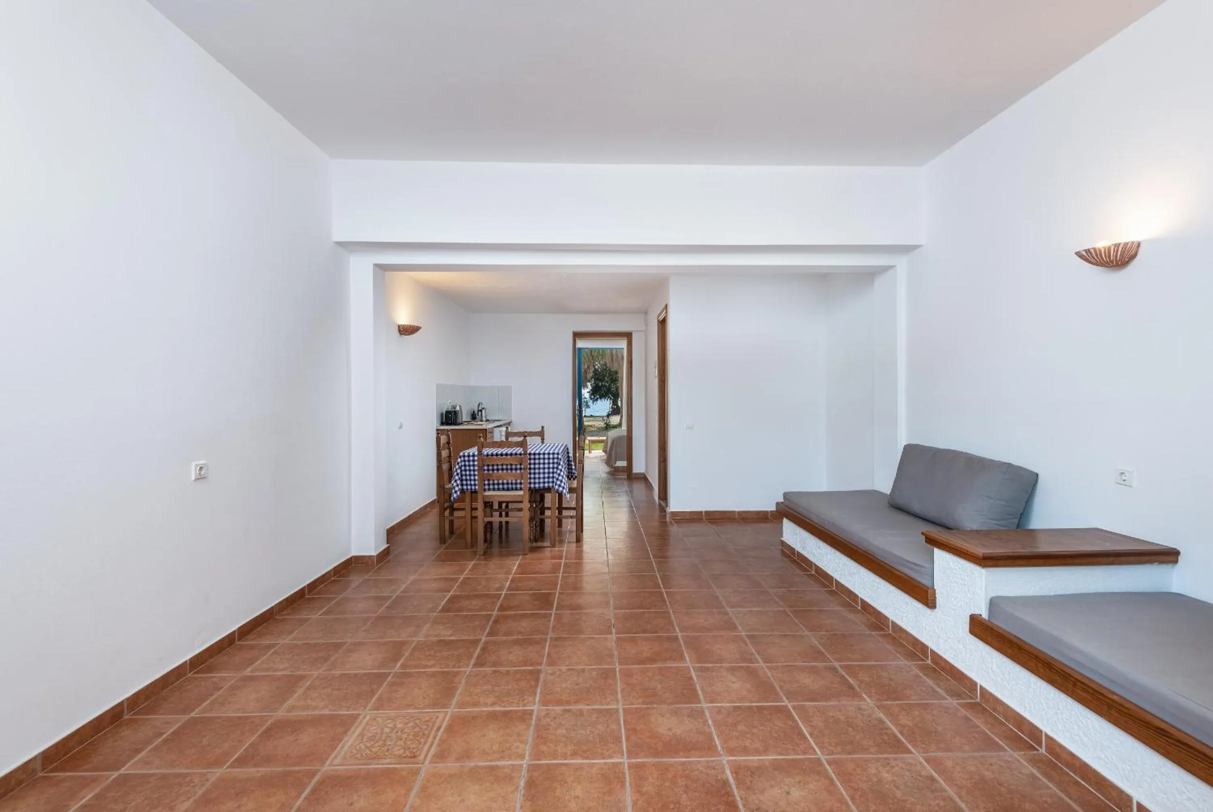 Coffee/tea facilities in Olympia Mare