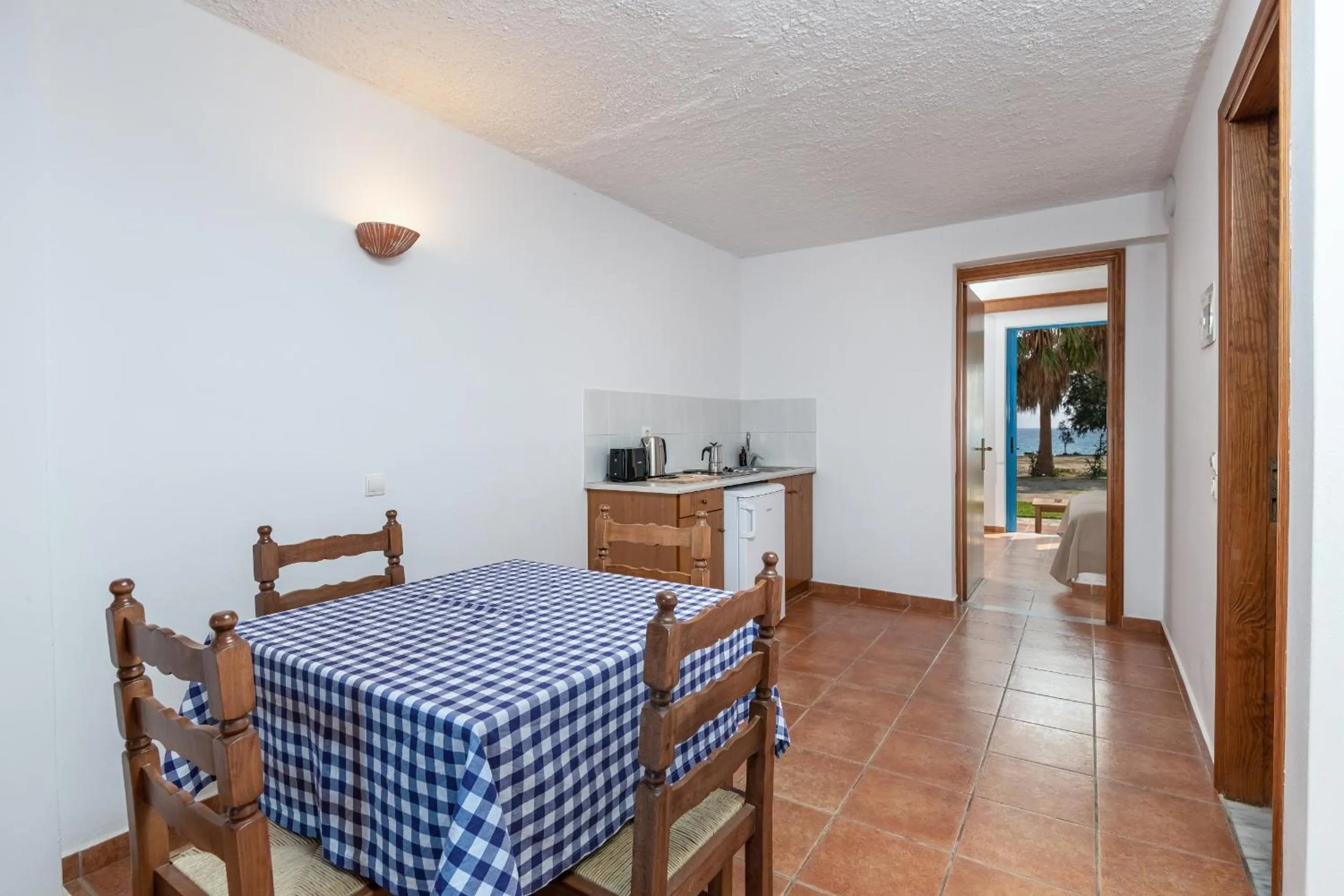 Coffee/tea facilities in Olympia Mare