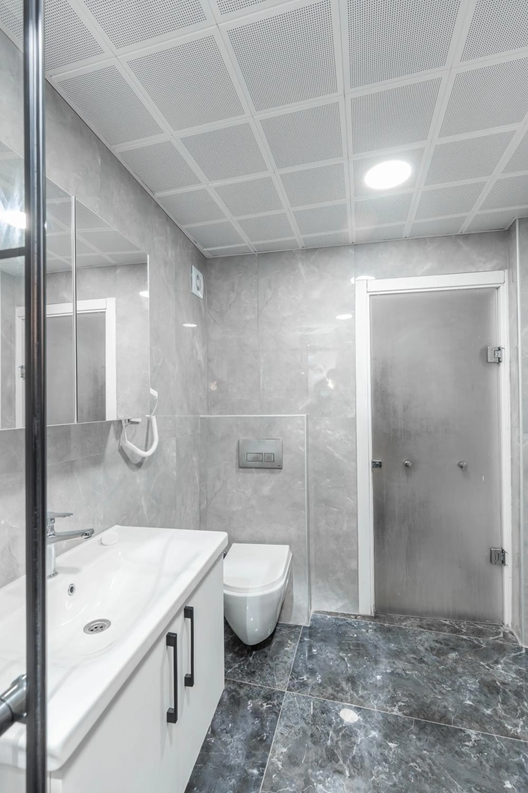 Bathroom in Sirkeci Grand Family Hotel & SPA