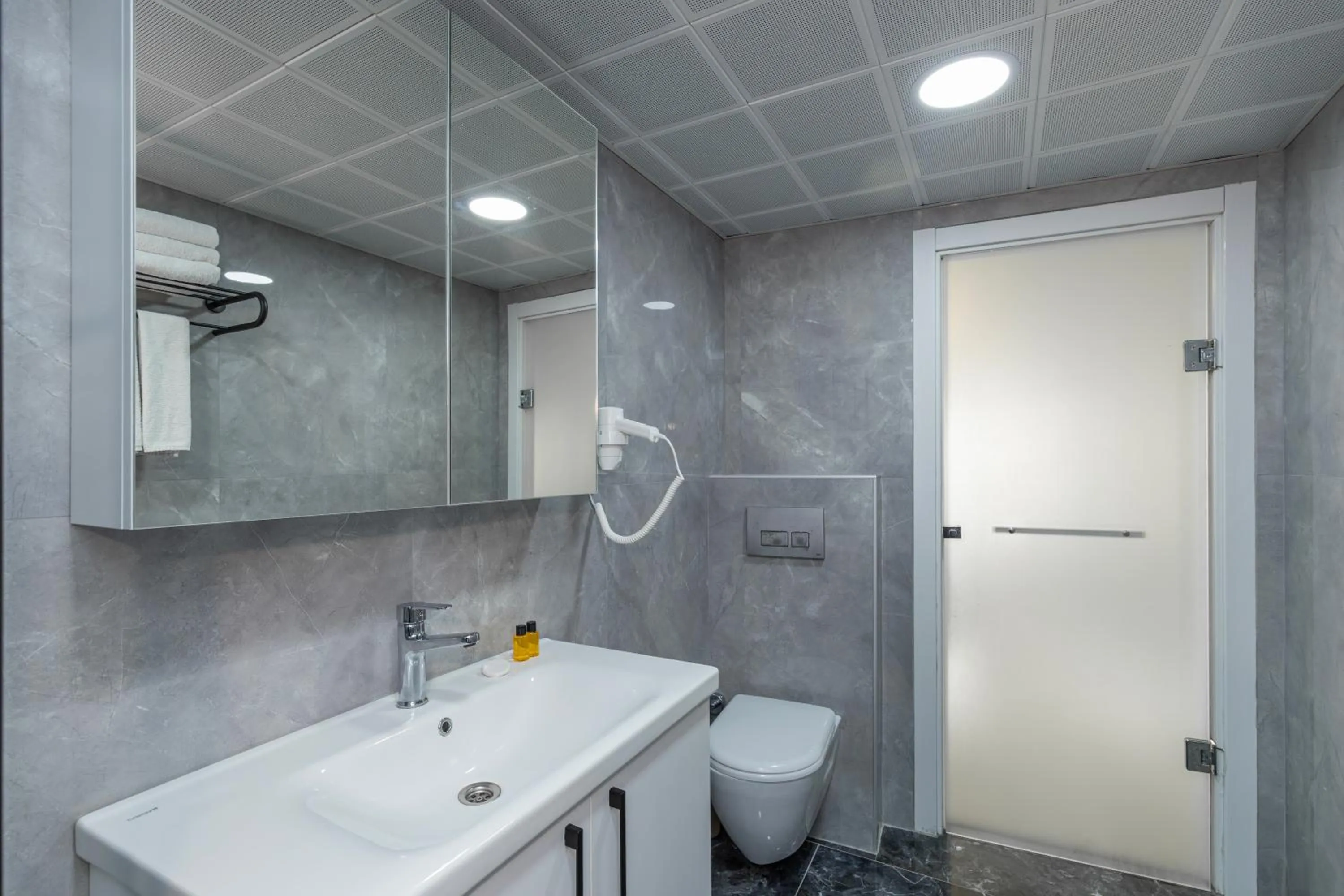 Bathroom in Sirkeci Grand Family Hotel & SPA