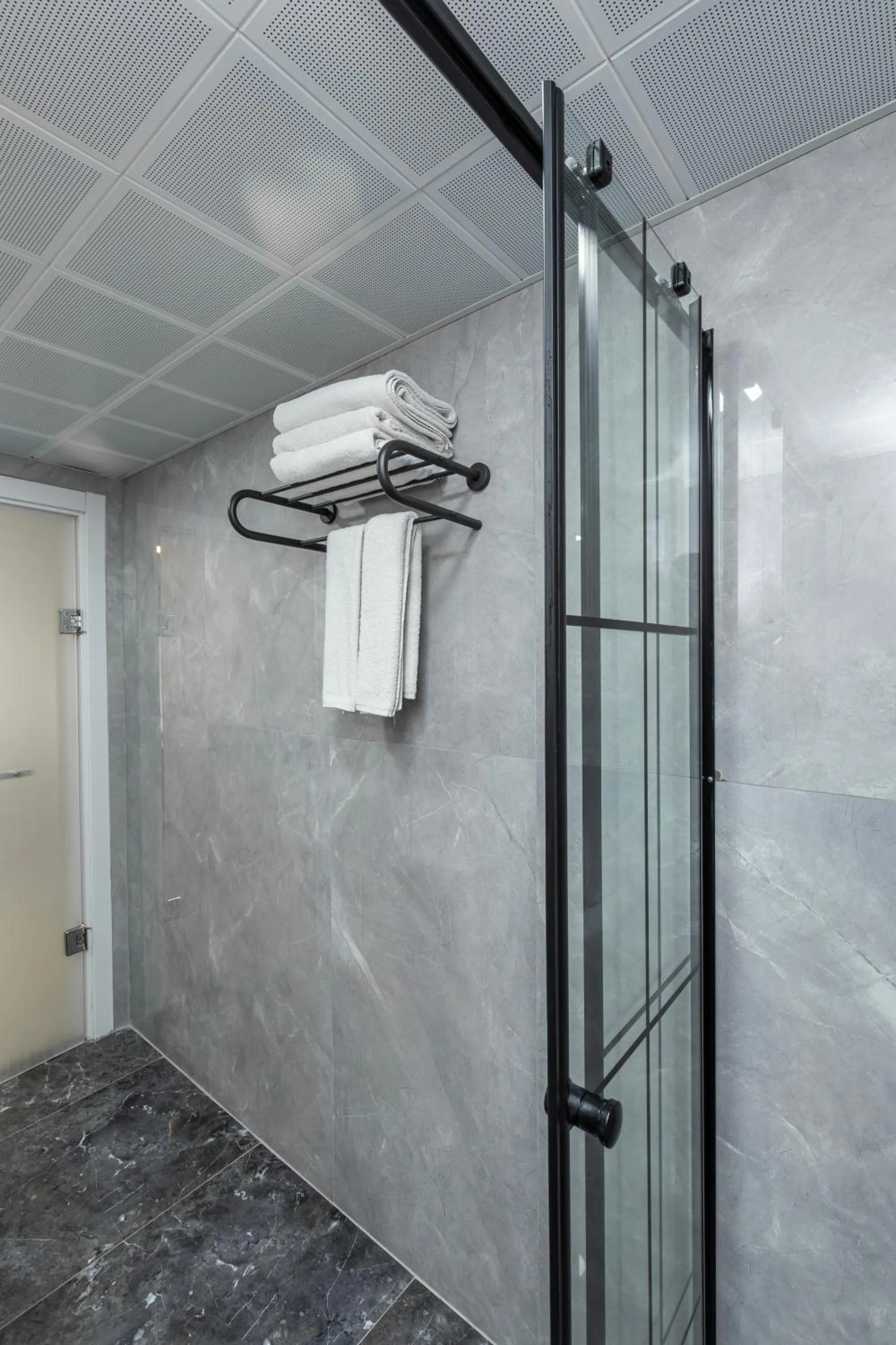 Bathroom in Sirkeci Grand Family Hotel & SPA