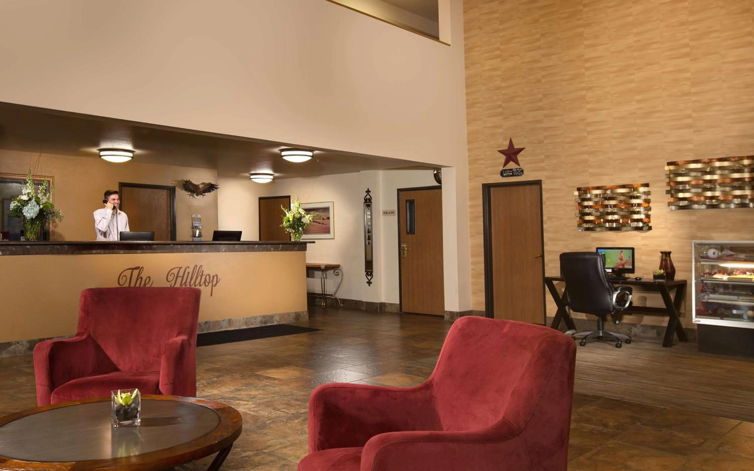 Lobby or reception in Coast Hilltop Inn