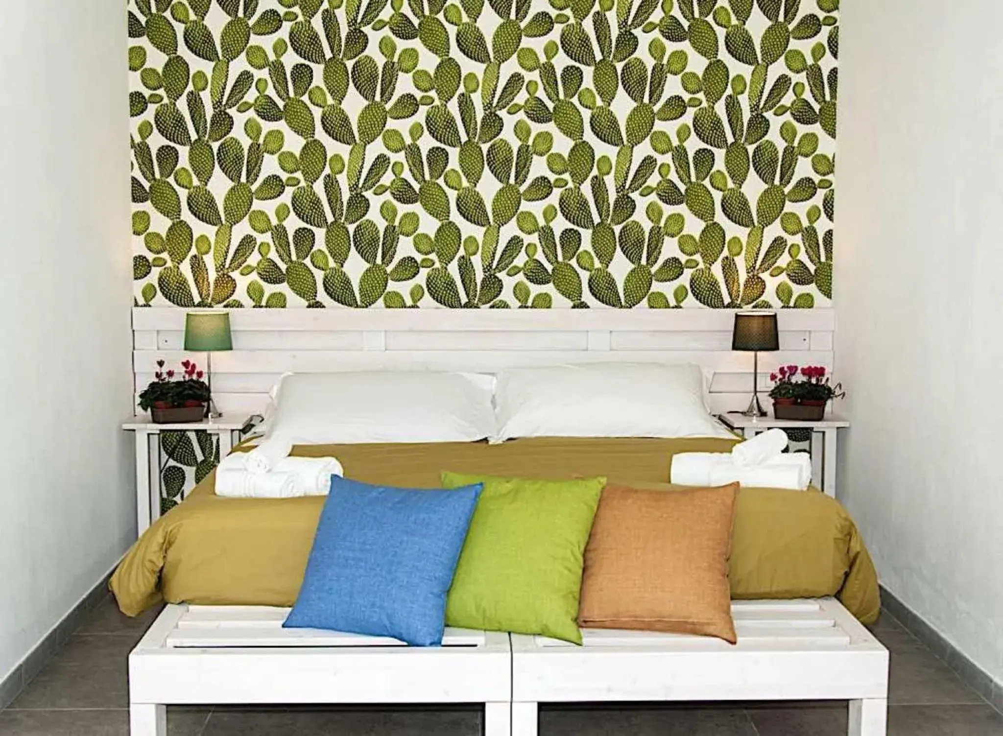 Triple Room with Sea View in Agriturismo Cozzo di Papaleo Triple Room with Sea View in Agriturismo Cozzo di Papaleo