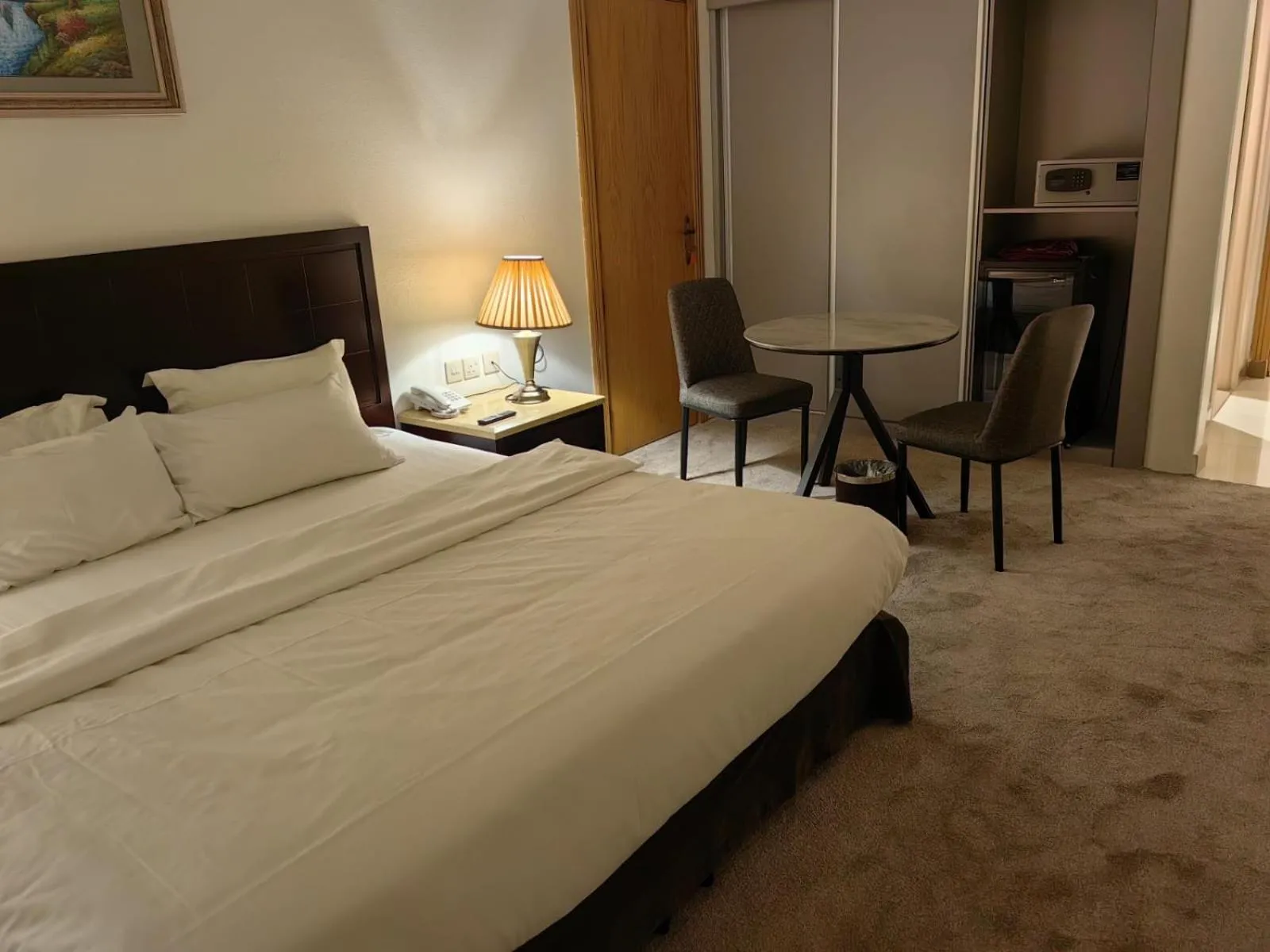 Bed in Al Furat Madayin Hotel