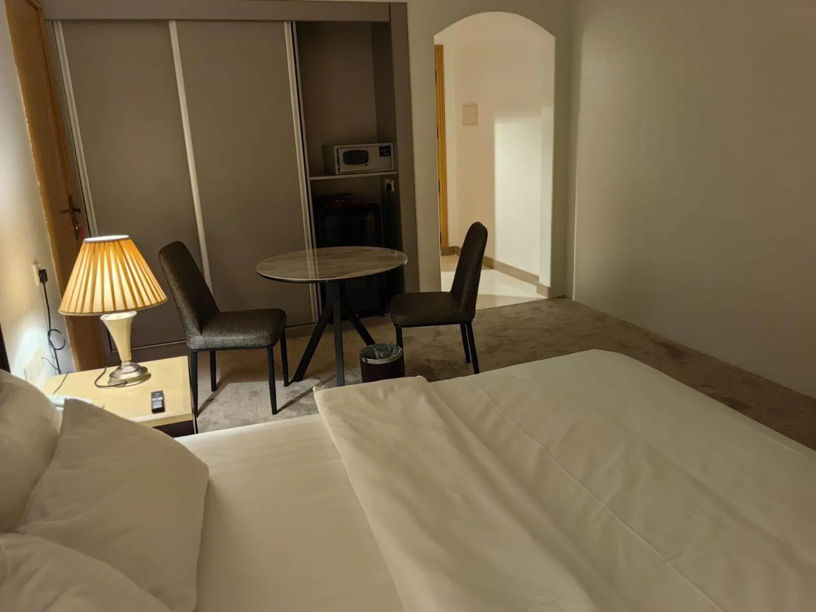 Bed in Al Furat Madayin Hotel