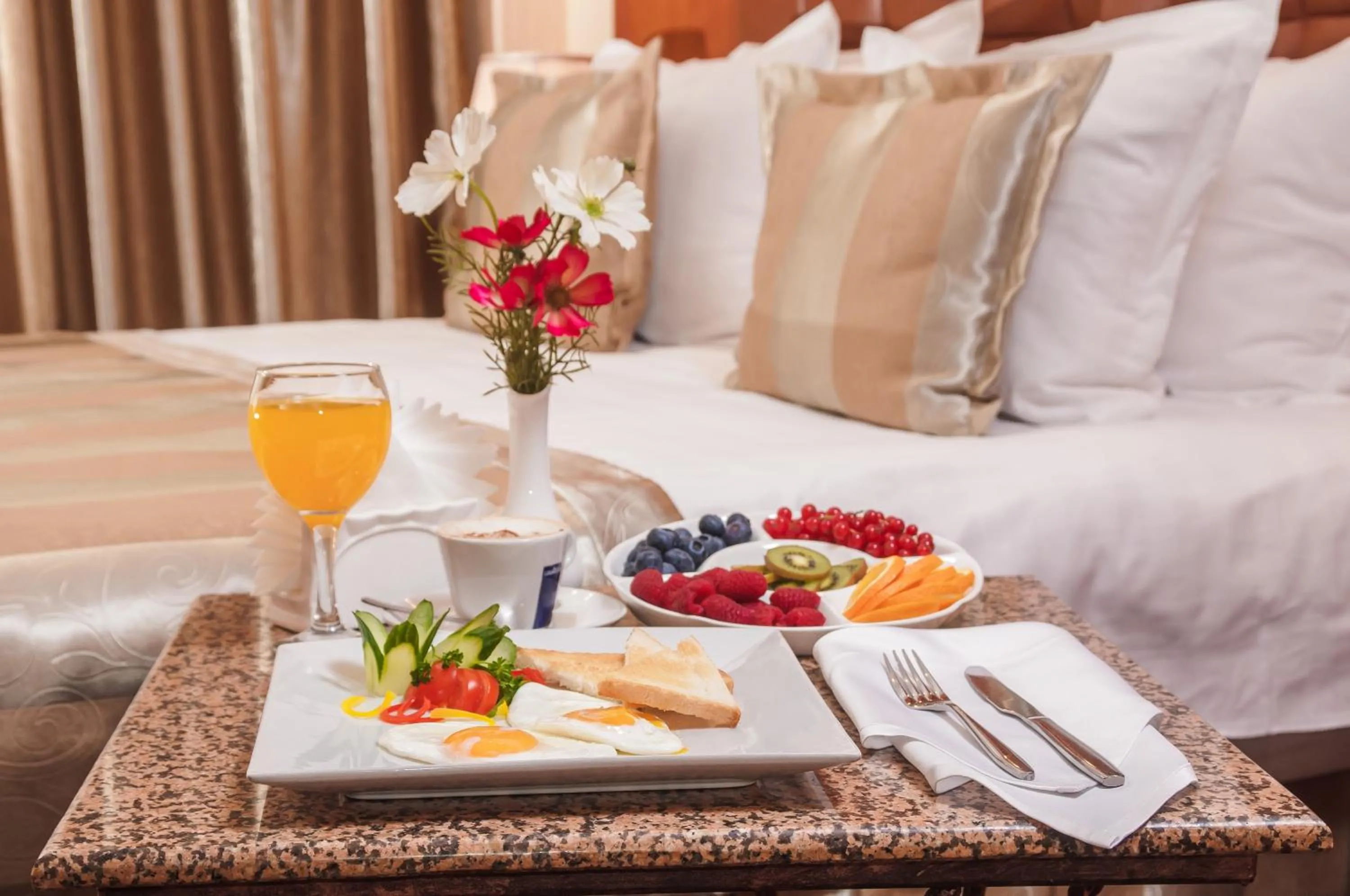 Food and drinks in Hotel Uyut Almaty