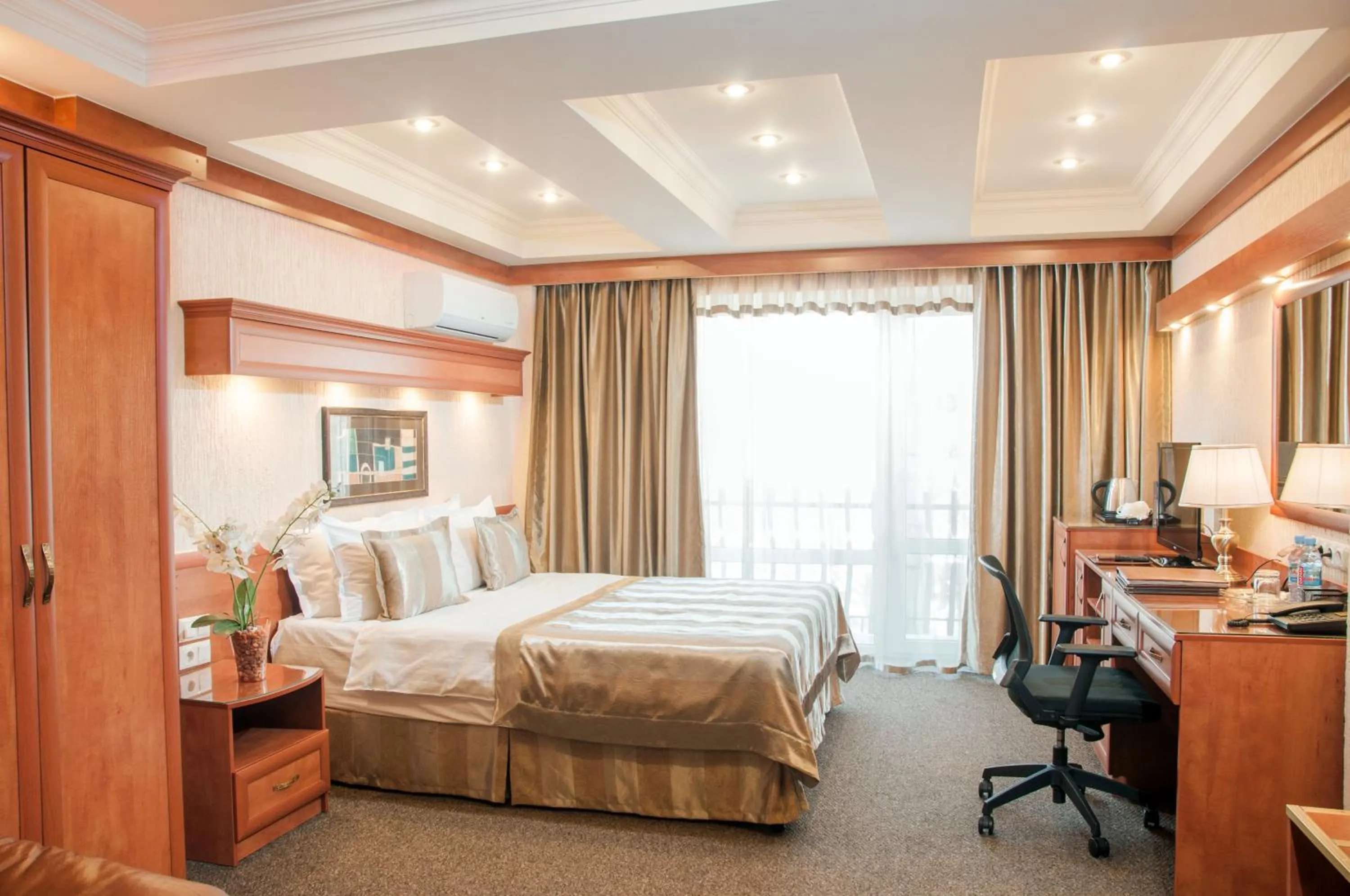 Photo of the whole room, Bed in Hotel Uyut Almaty