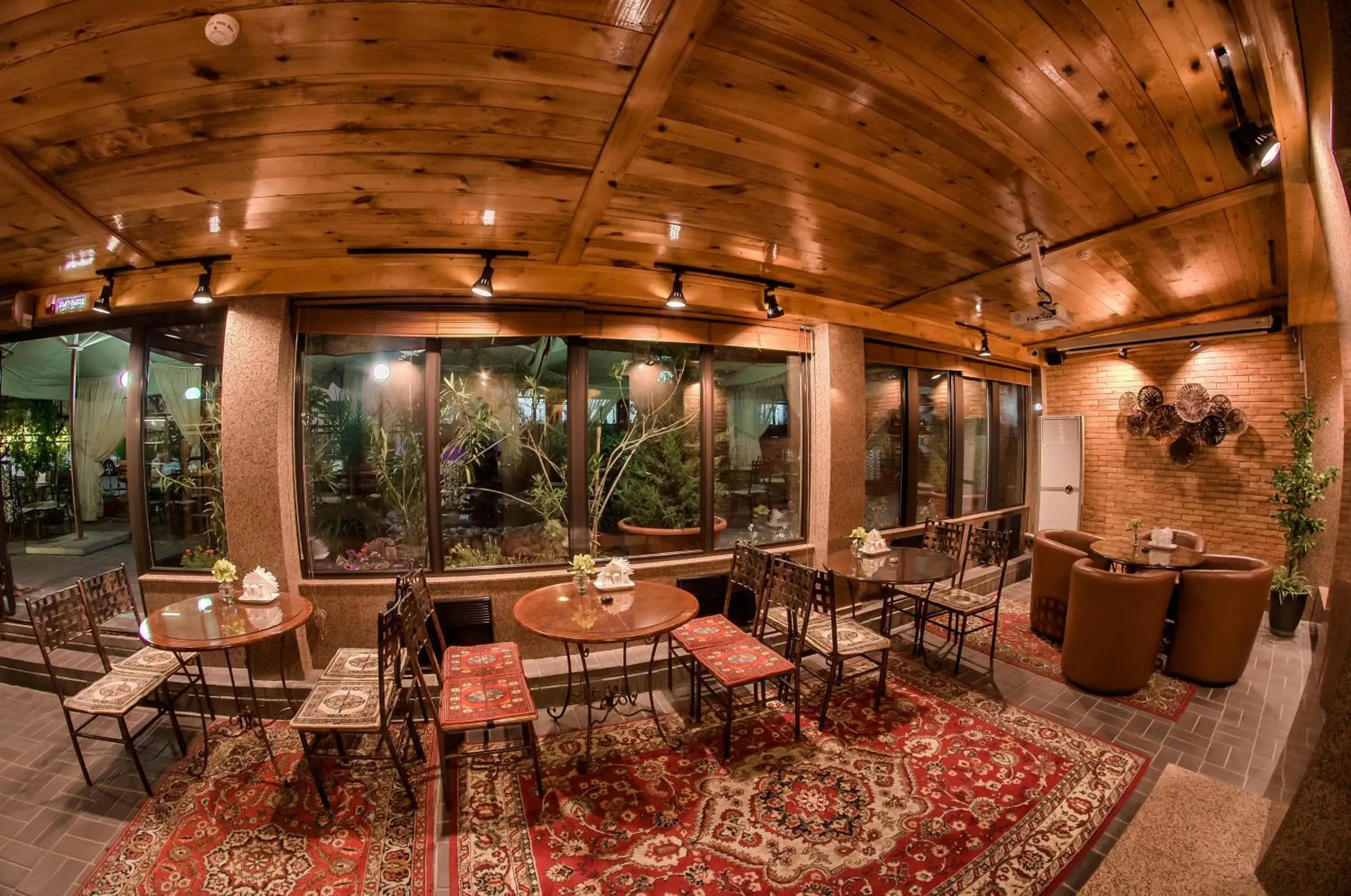 Restaurant/places to eat in Hotel Uyut Almaty Restaurant/places to eat in Hotel Uyut Almaty