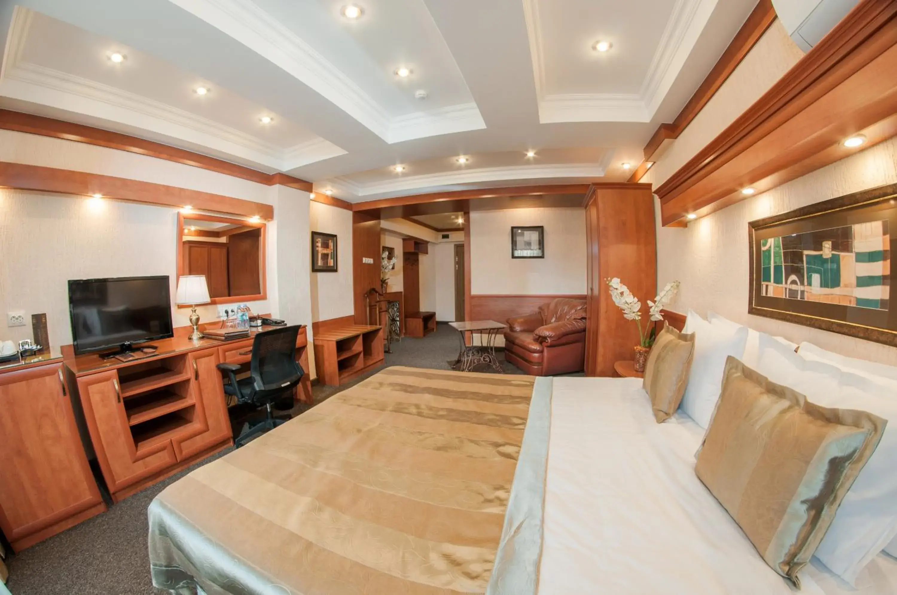 Comfort Double or Twin Room - single occupancy in Hotel Uyut Almaty Comfort Double or Twin Room - single occupancy in Hotel Uyut Almaty