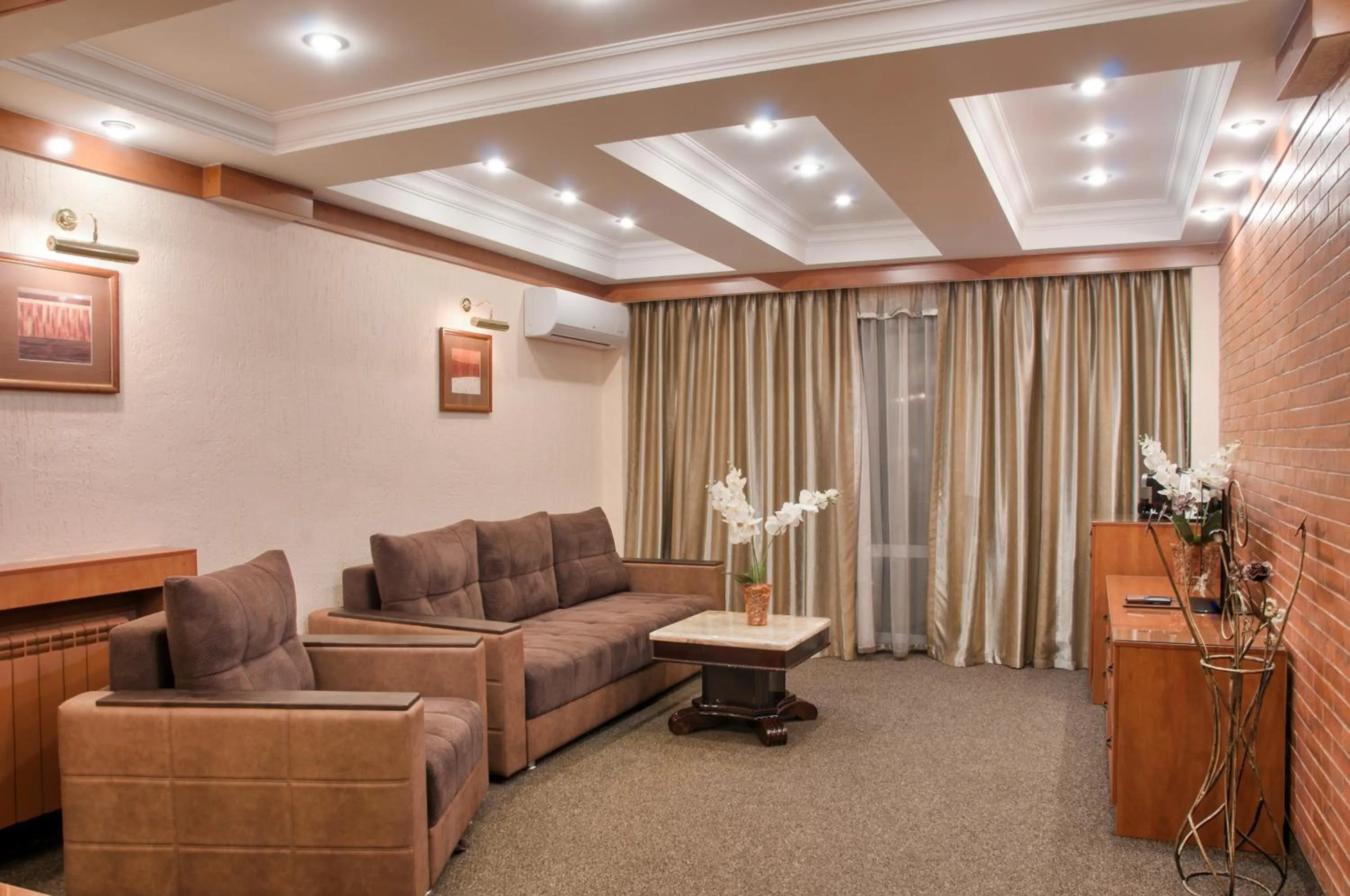 Lobby or reception in Hotel Uyut Almaty