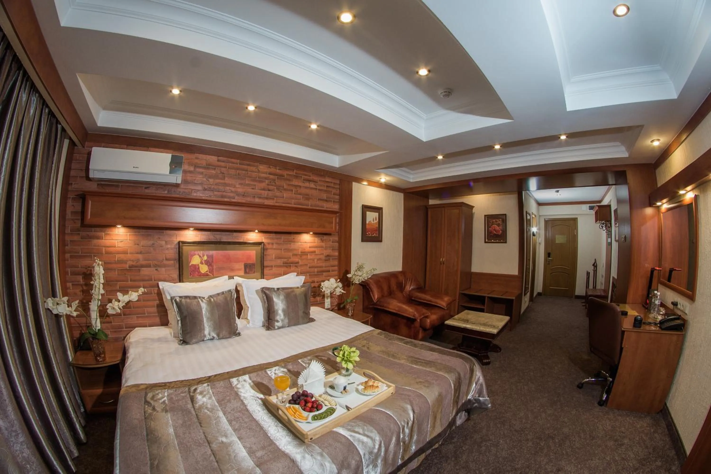 Photo of the whole room, Bed in Hotel Uyut Almaty