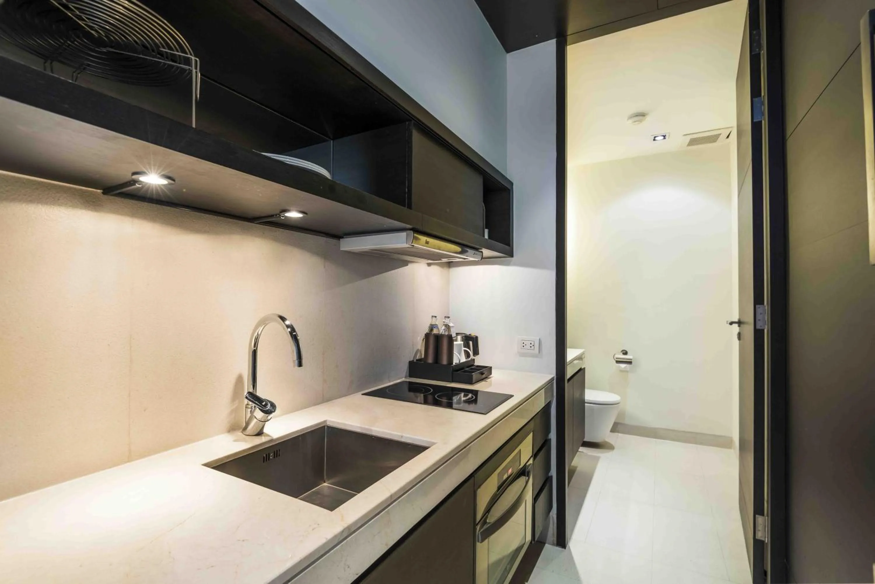 Kitchen or kitchenette in Chatrium Hotel Riverside Bangkok