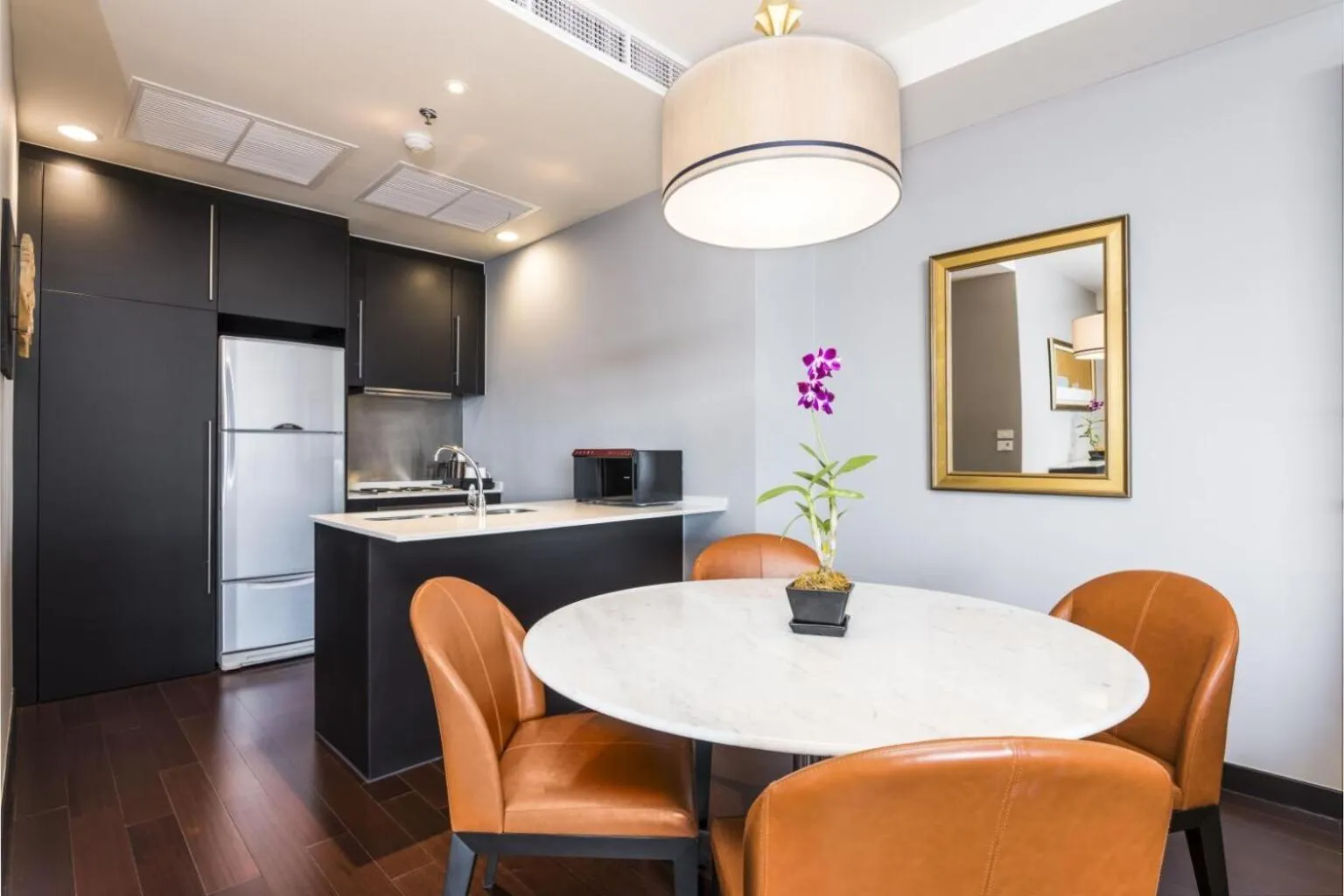 Kitchen or kitchenette in Chatrium Hotel Riverside Bangkok