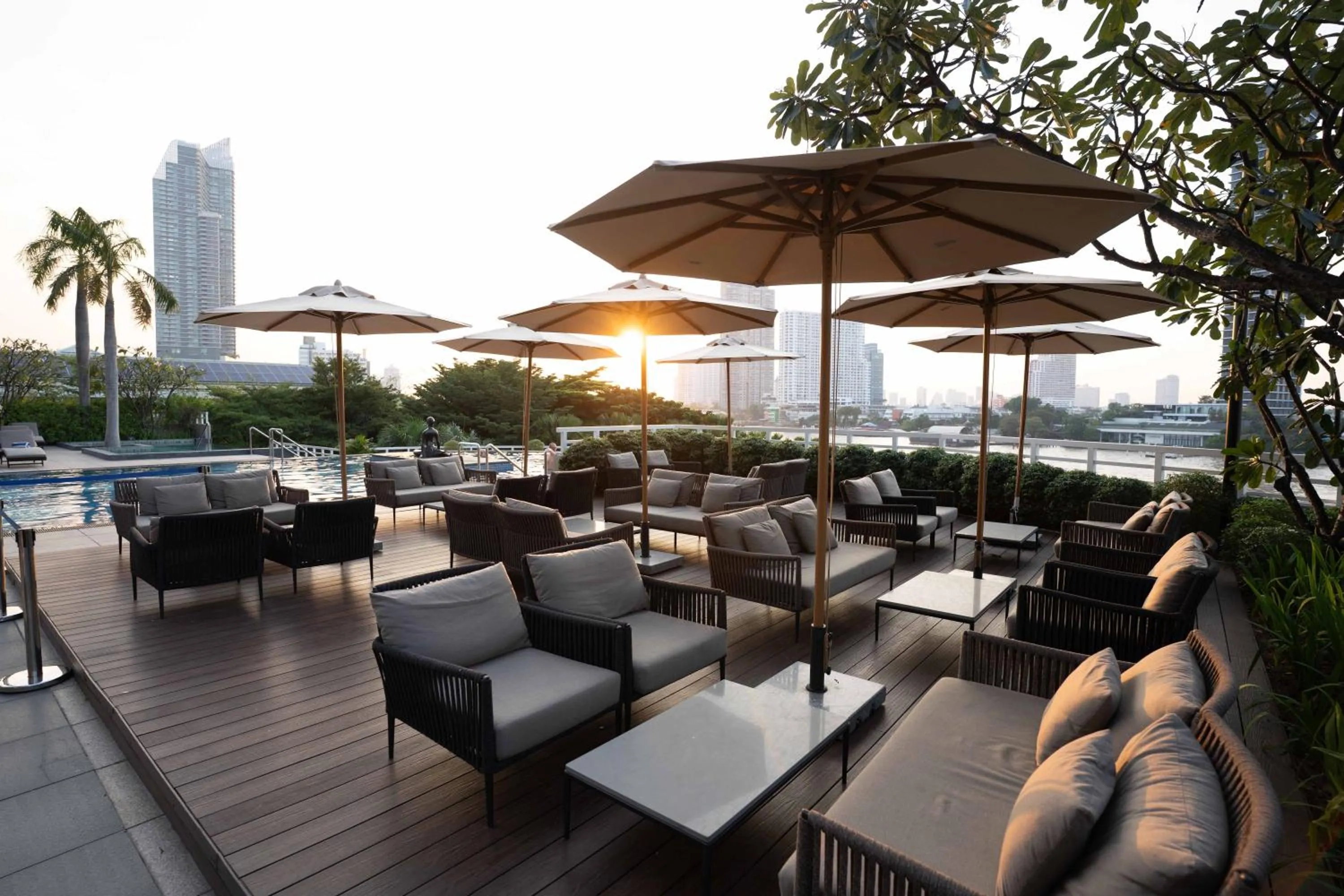 Swimming pool in Chatrium Hotel Riverside Bangkok