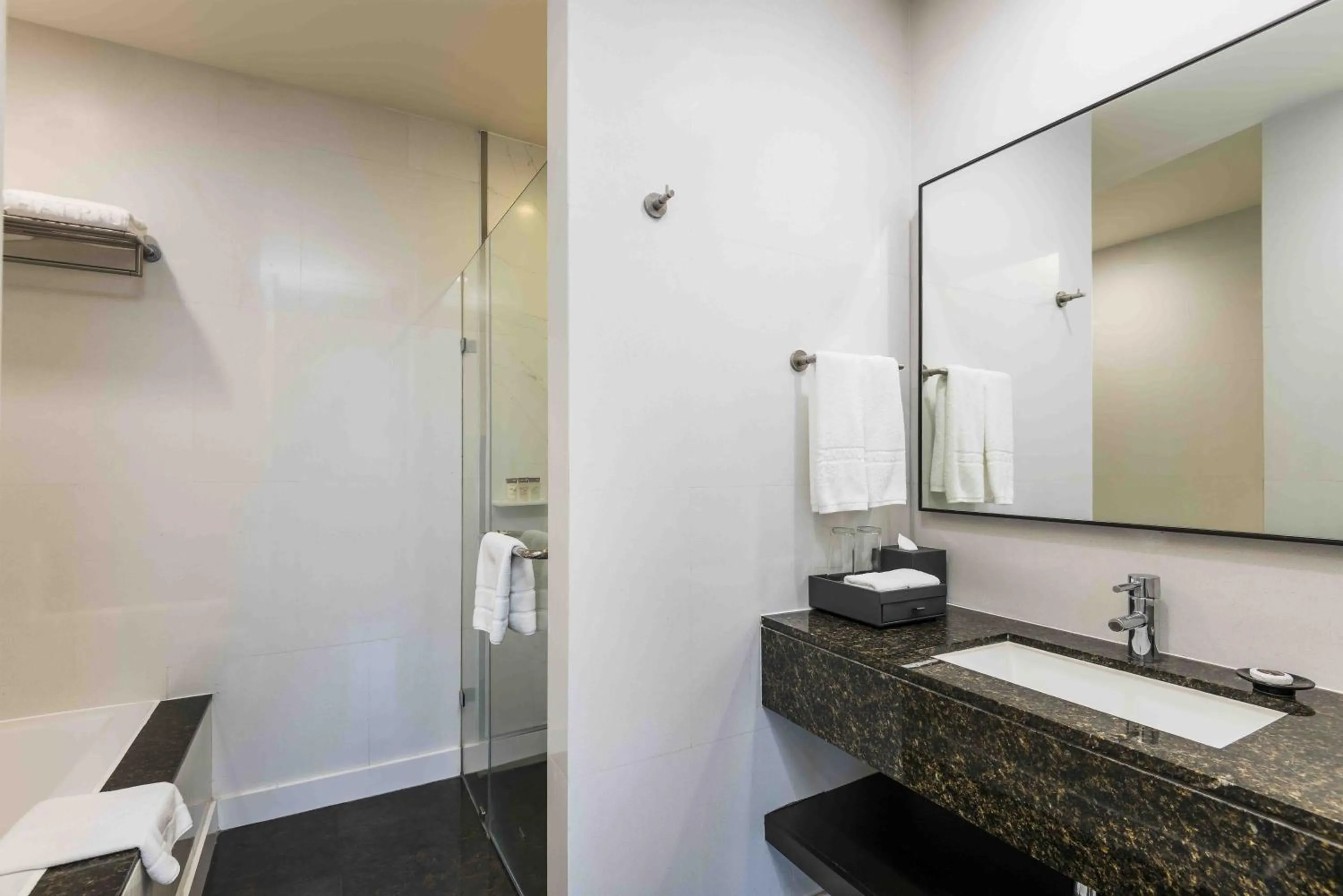 Bathroom in Chatrium Hotel Riverside Bangkok