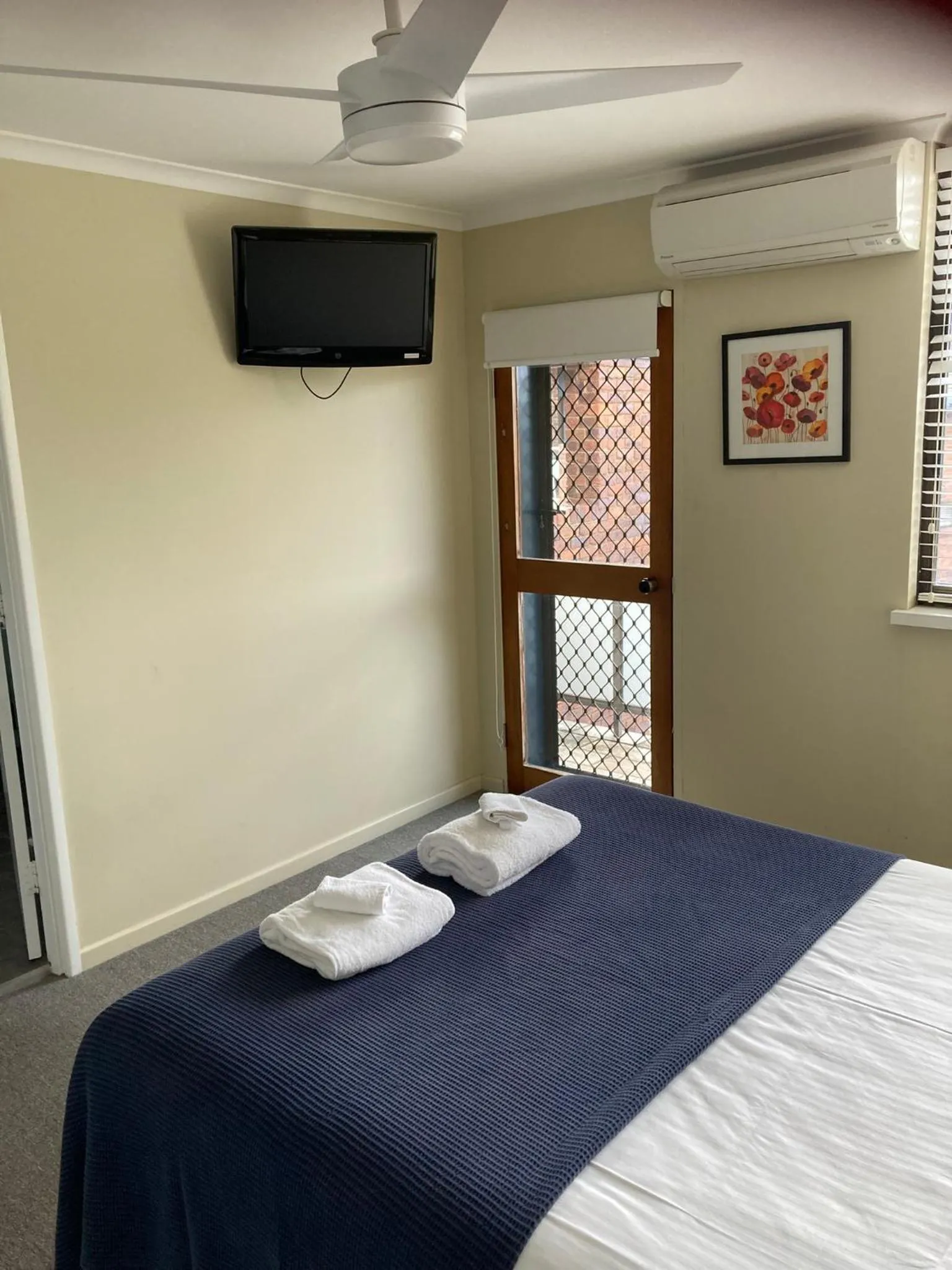 Bed in The Gums Anchorage