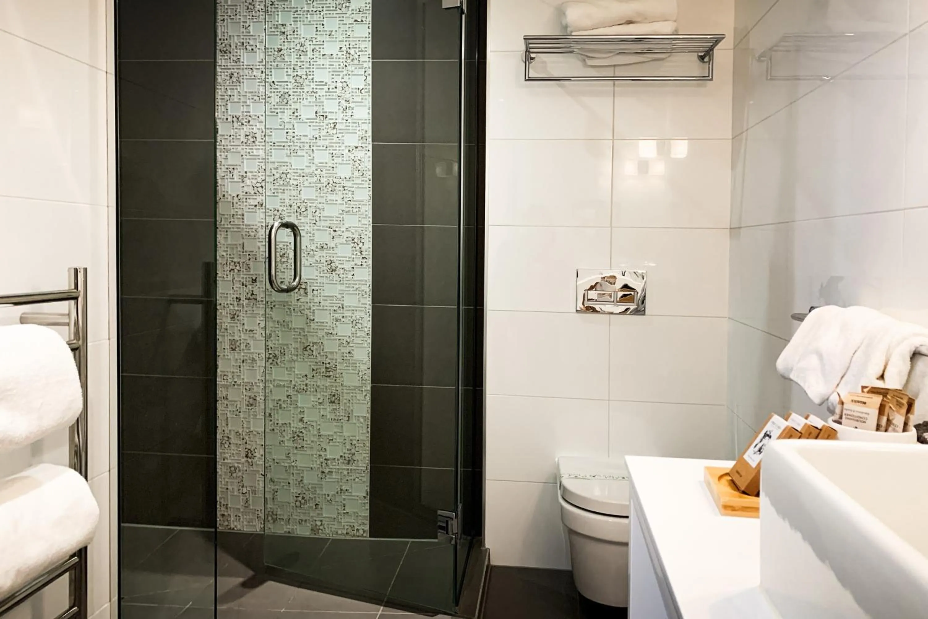 Bathroom in The Sails Nelson