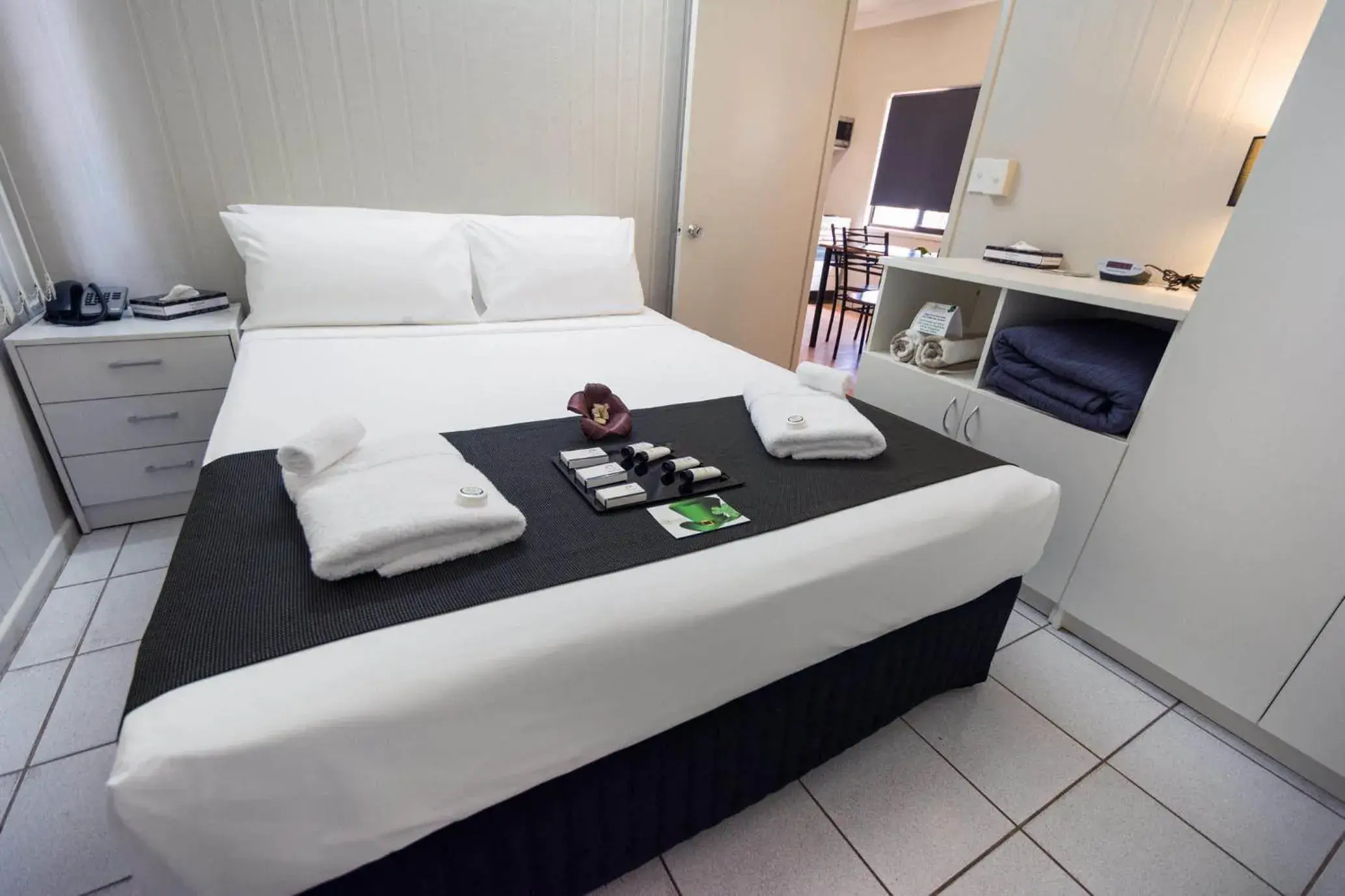 Bedroom, Bed in Darwin Resort Bedroom, Bed in Darwin Resort