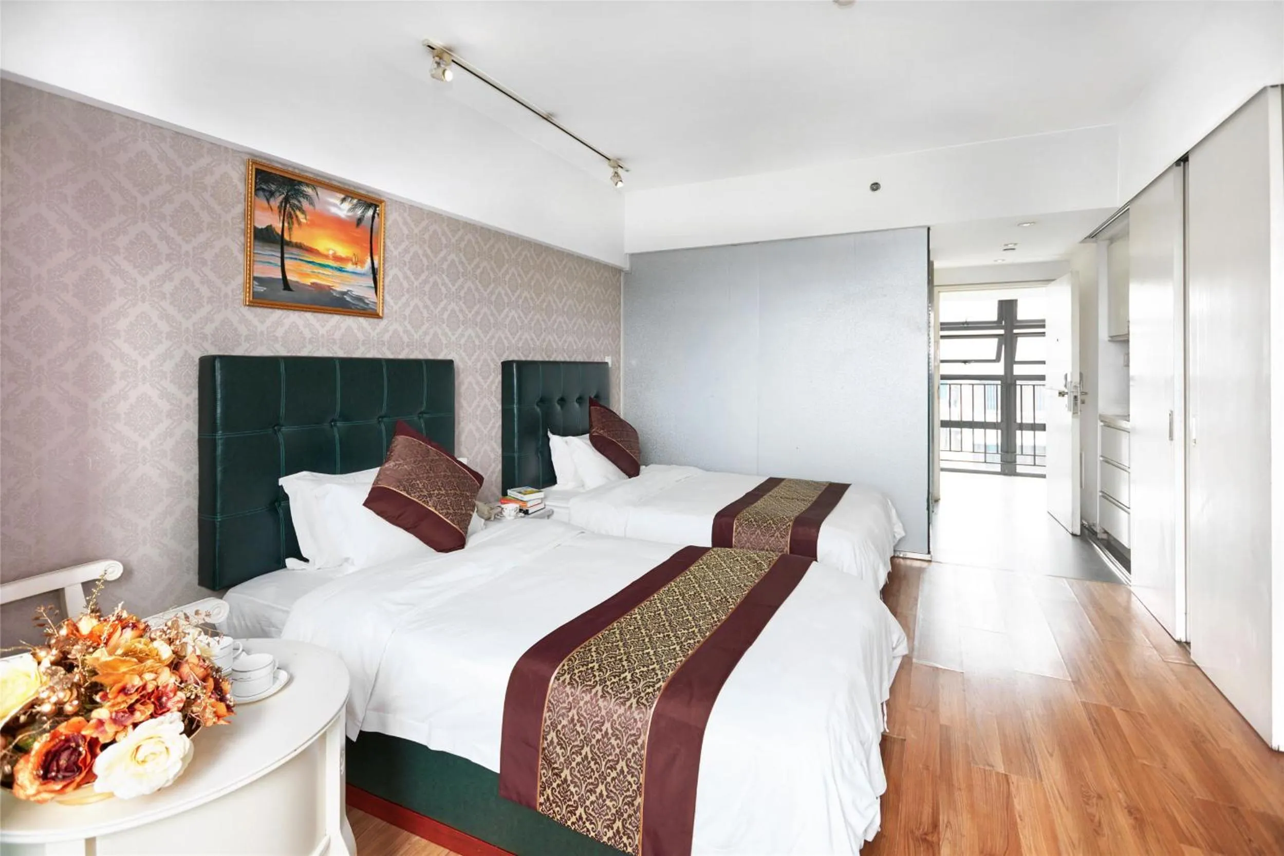 Photo of the whole room, Bed in Mihua Times You Apartment