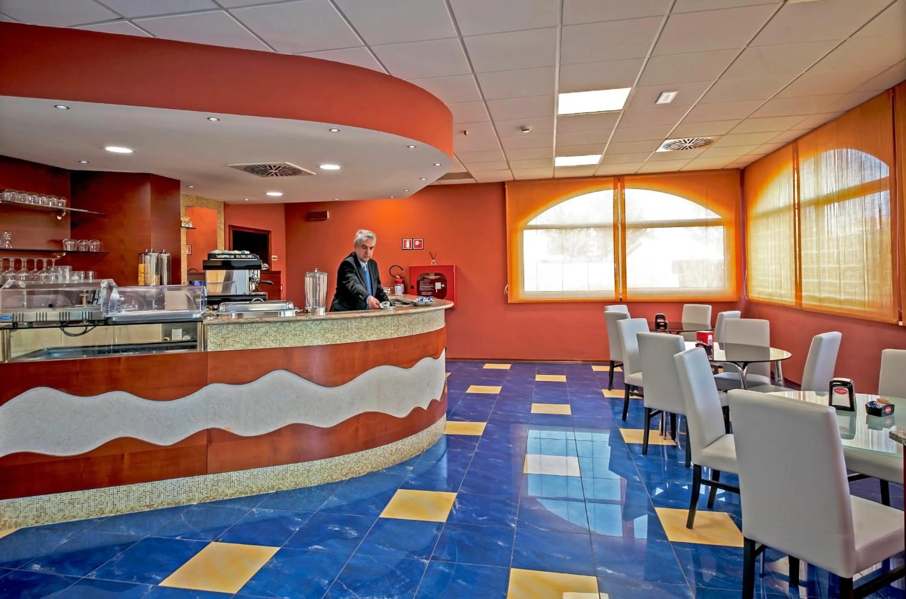 Lounge or bar in Risthotel Airport