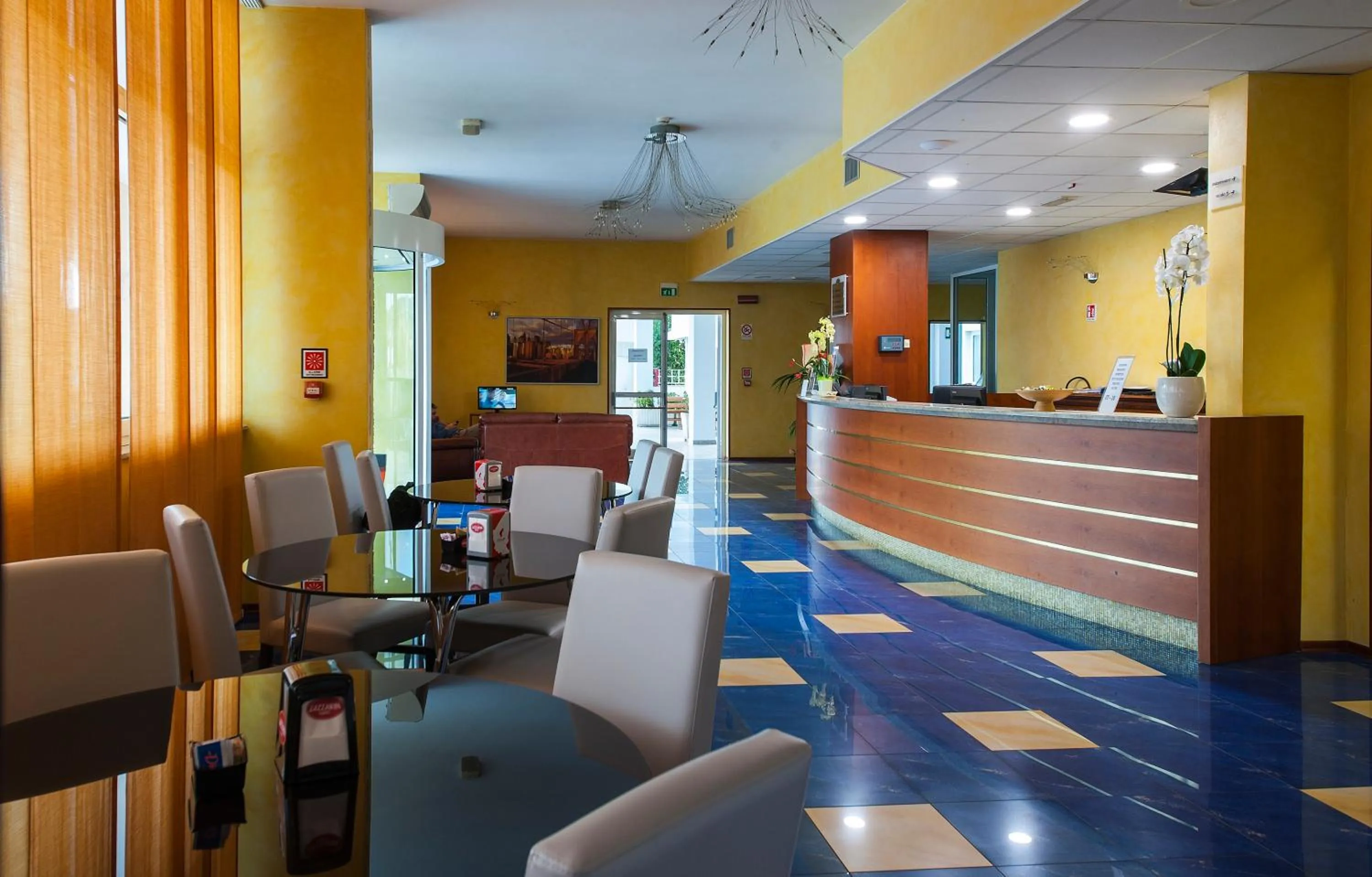 Living room in Risthotel Airport