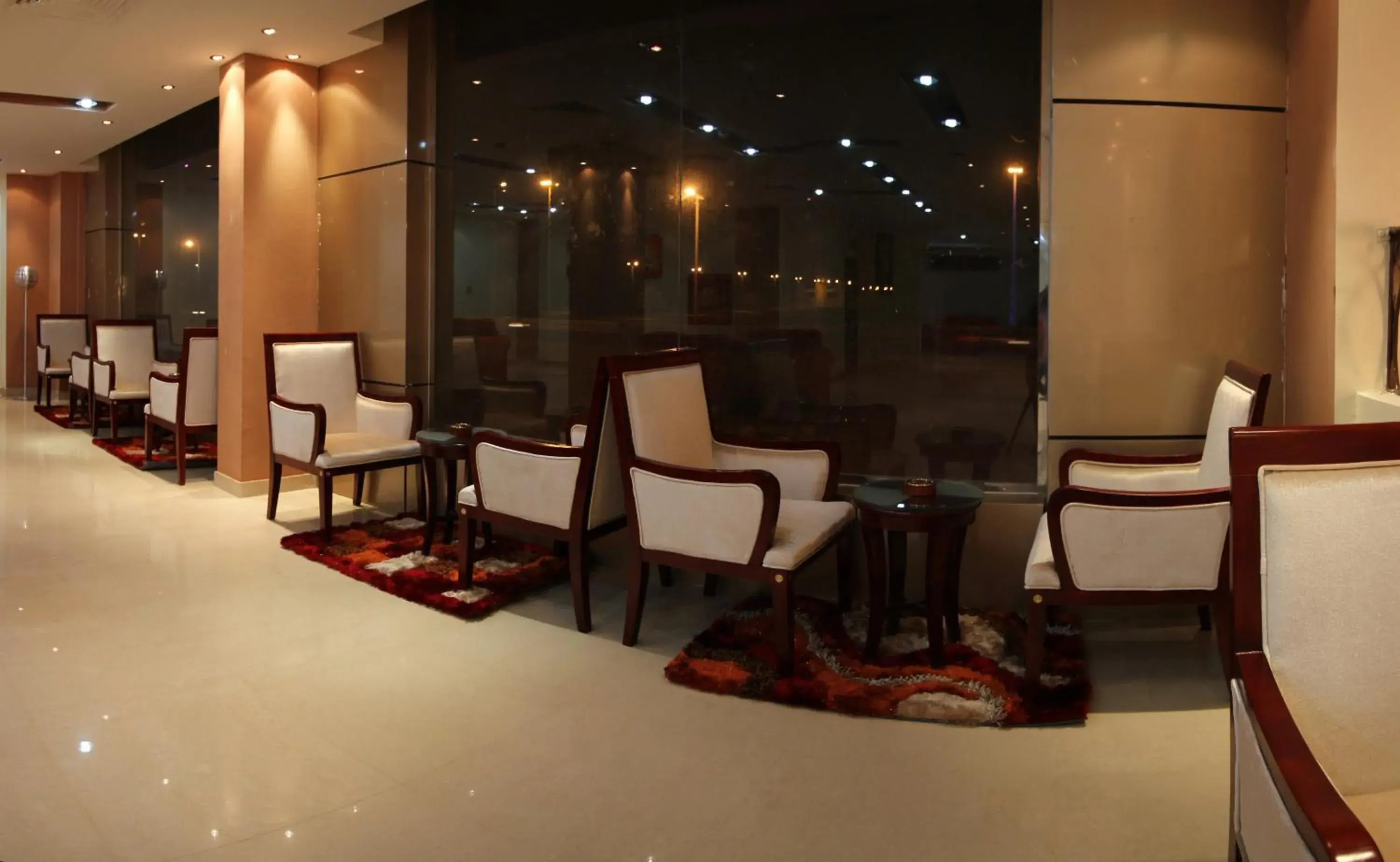 Lobby or reception in رؤوم إن للشقق المخدومة-Raoum Inn Serviced Apartments Lobby or reception in رؤوم إن للشقق المخدومة-Raoum Inn Serviced Apartments
