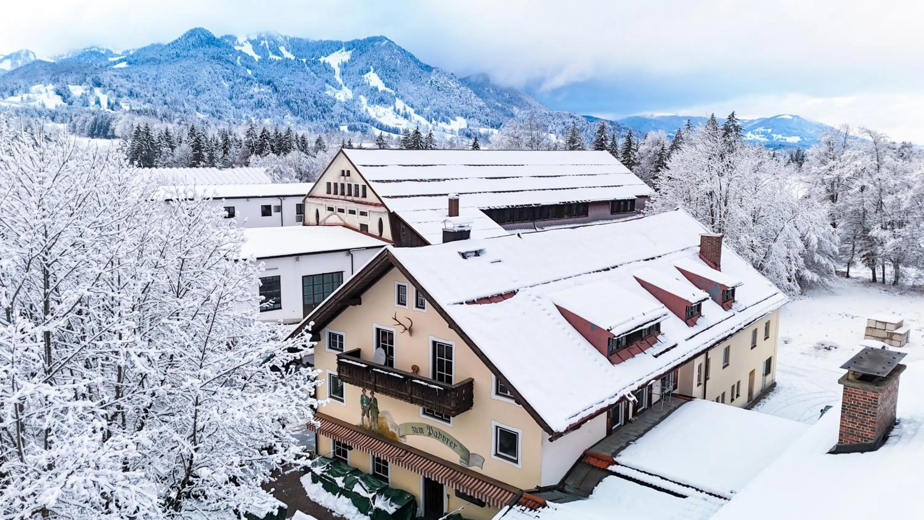 Property building in Landgasthof zum Papyrer - Erholung im Urlaubsgebiet