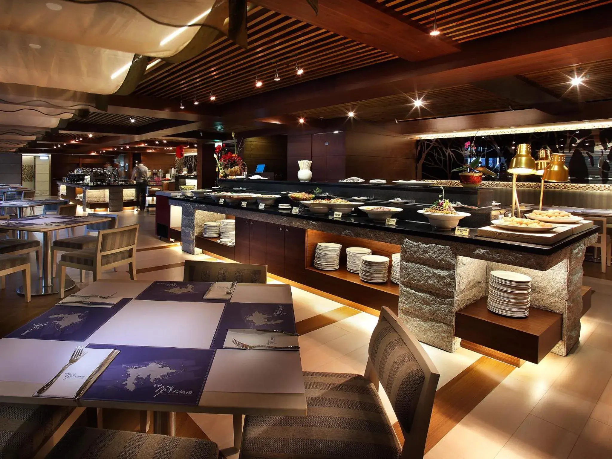 Restaurant/places to eat in Sun Moon Lake Hotel Restaurant/places to eat in Sun Moon Lake Hotel