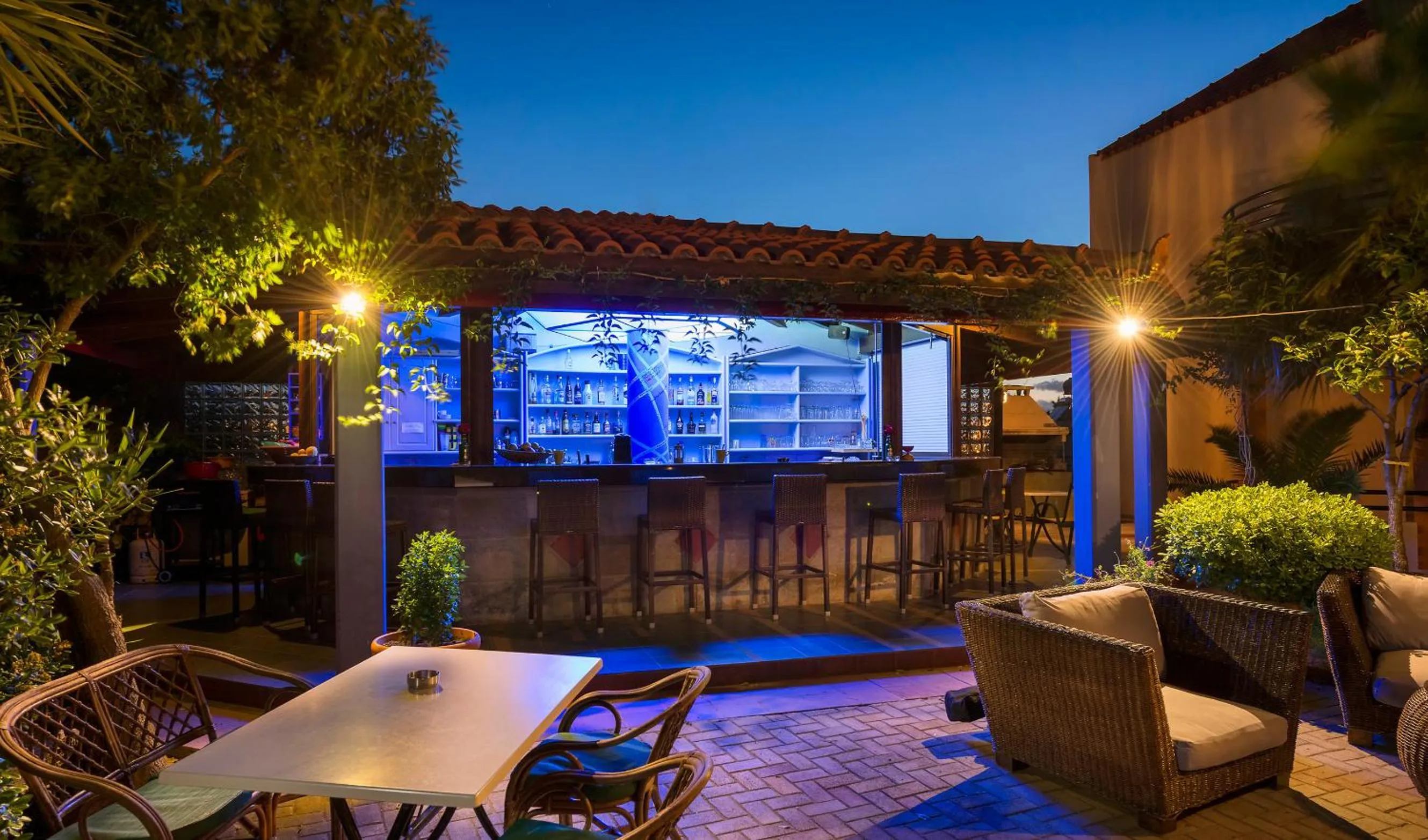 Night in Nireas Hotel