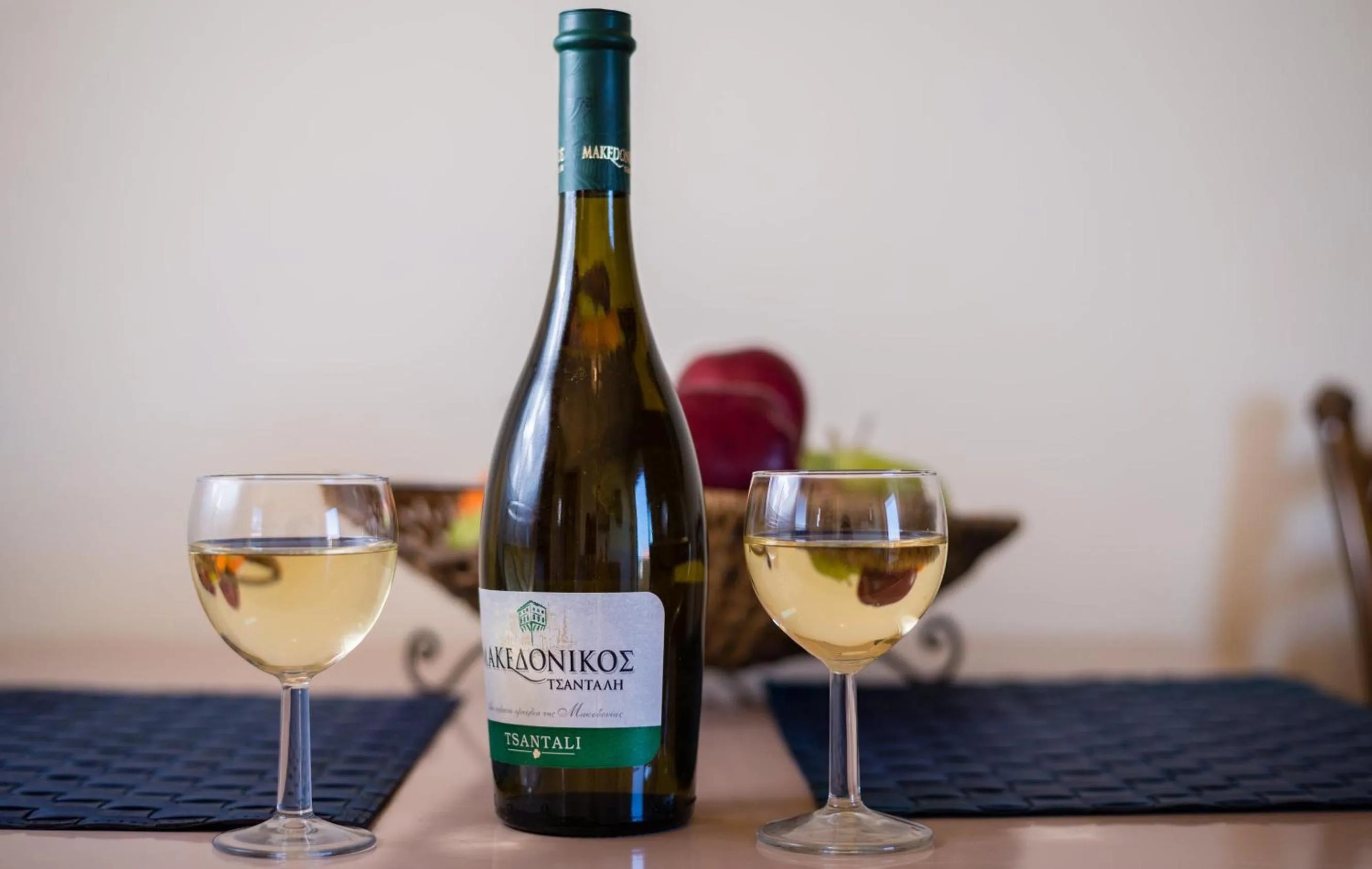 Dining area in Nireas Hotel