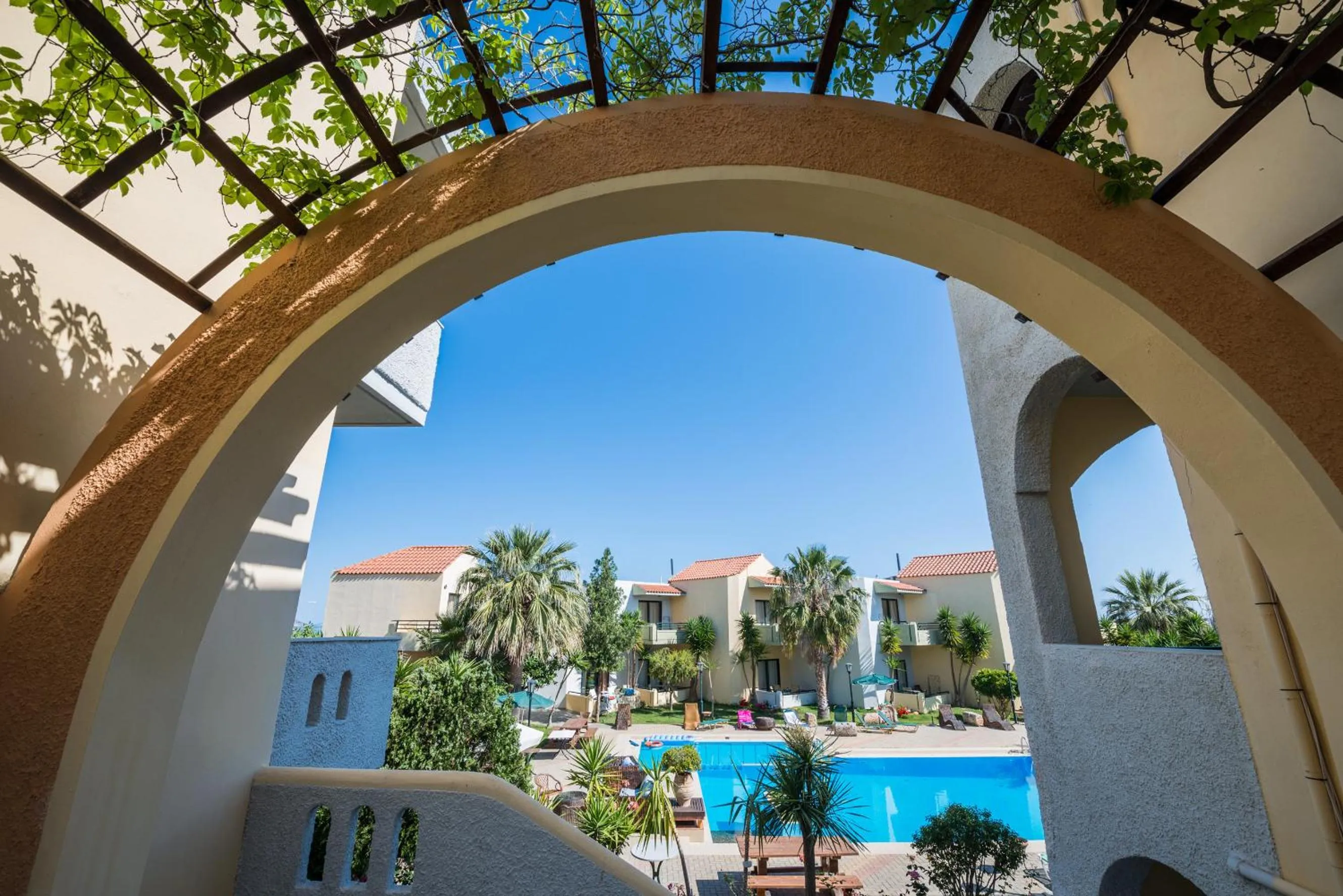 Area and facilities in Nireas Hotel