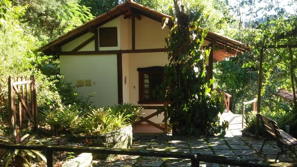 Cheiro de Mata Pousada e Restaurante - 15 Km da Terra dos Dinos em Miguel Pereira