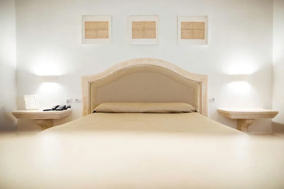 Comfort Triple Room with Shower - single occupancy in La Magione Comfort Triple Room with Shower - single occupancy in La Magione