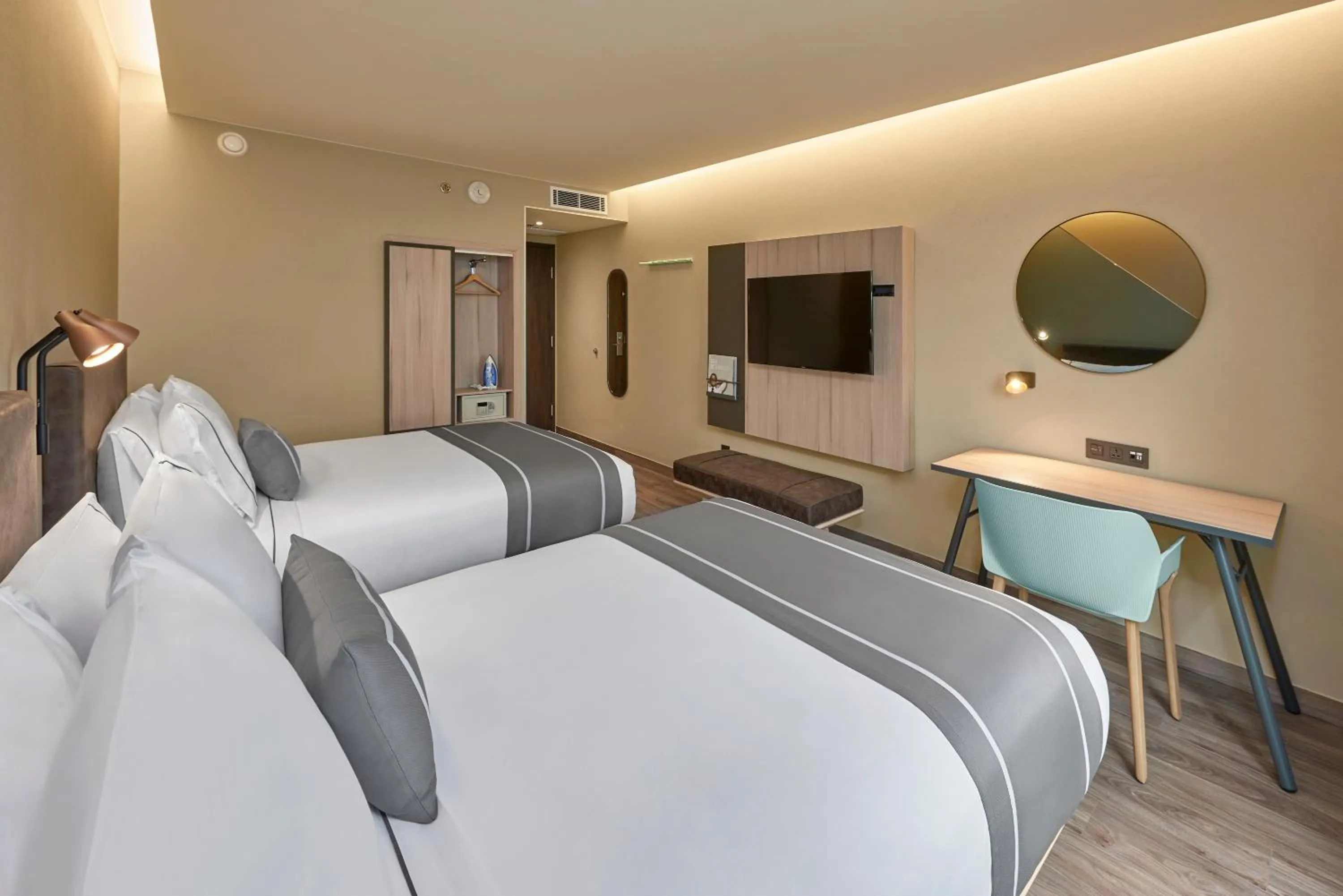 Bed in City Express Plus by Marriott Ensenada