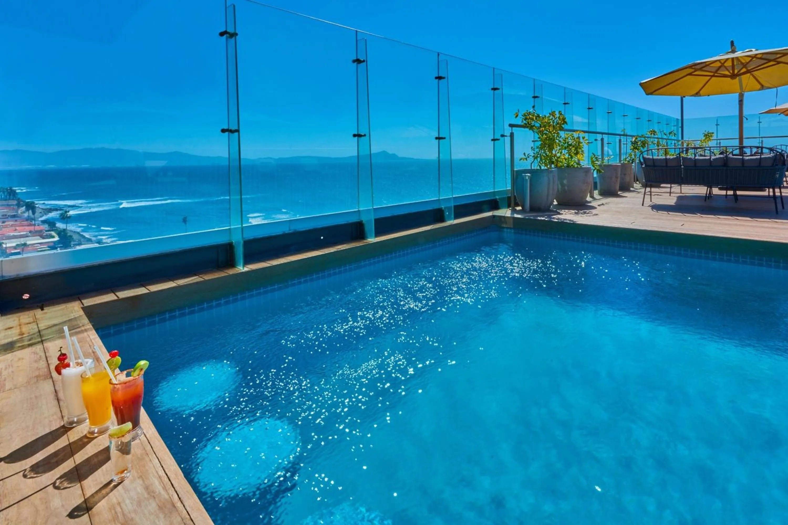 Swimming pool in City Express Plus by Marriott Ensenada