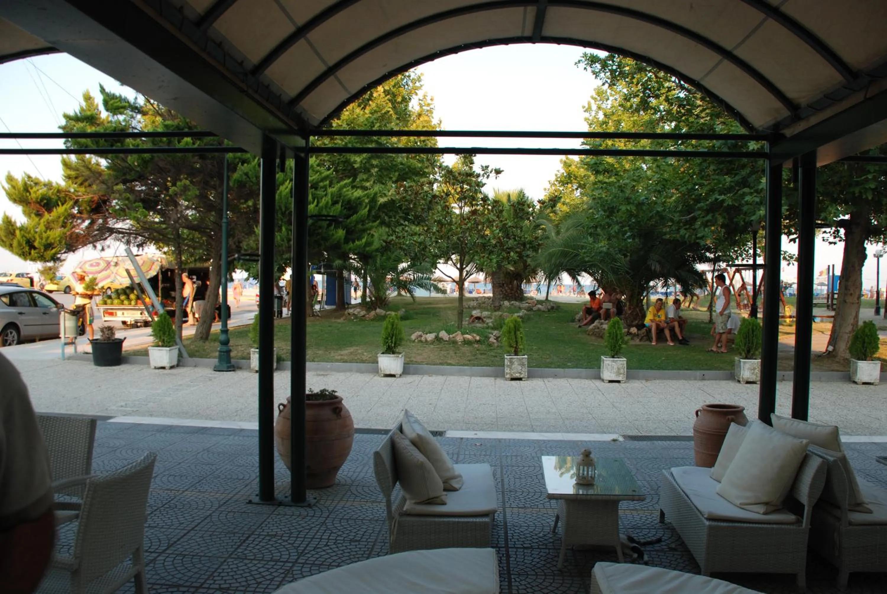 Garden in Hotel Platon Beach