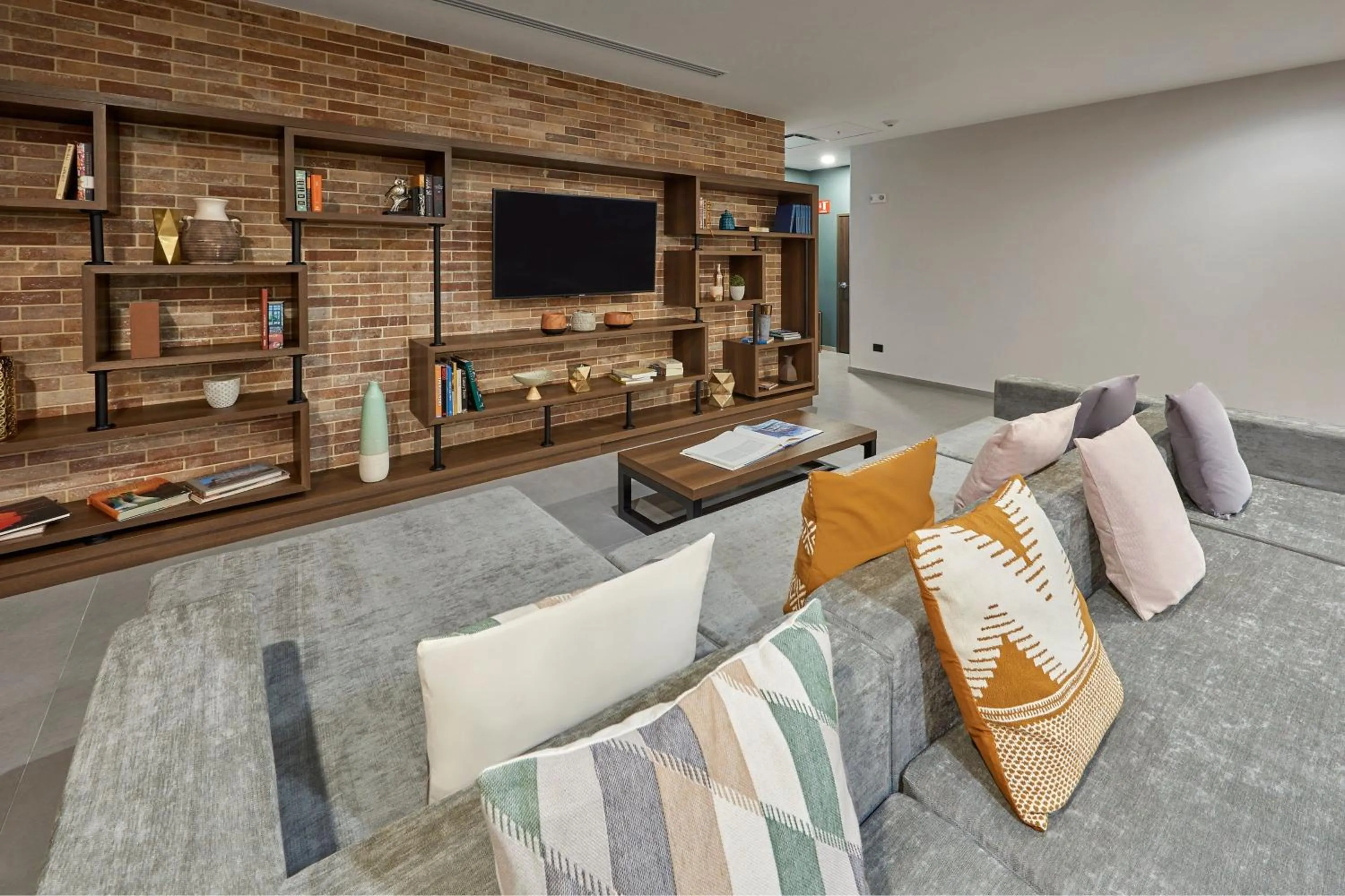 Lobby or reception in City Express Plus by Marriott Tijuana